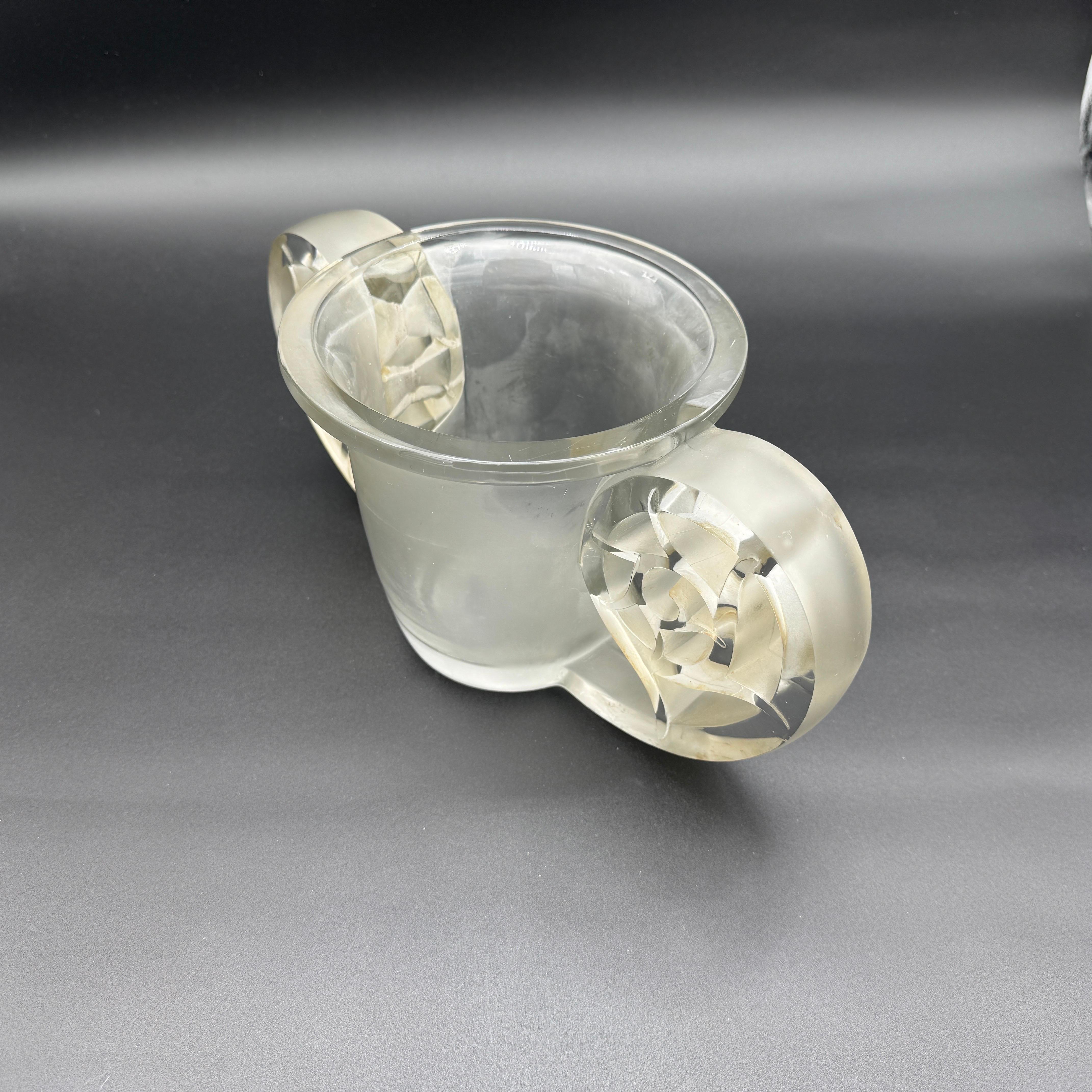A R.Lalique Art Déco Pierrefonds Glasvase im Angebot 2