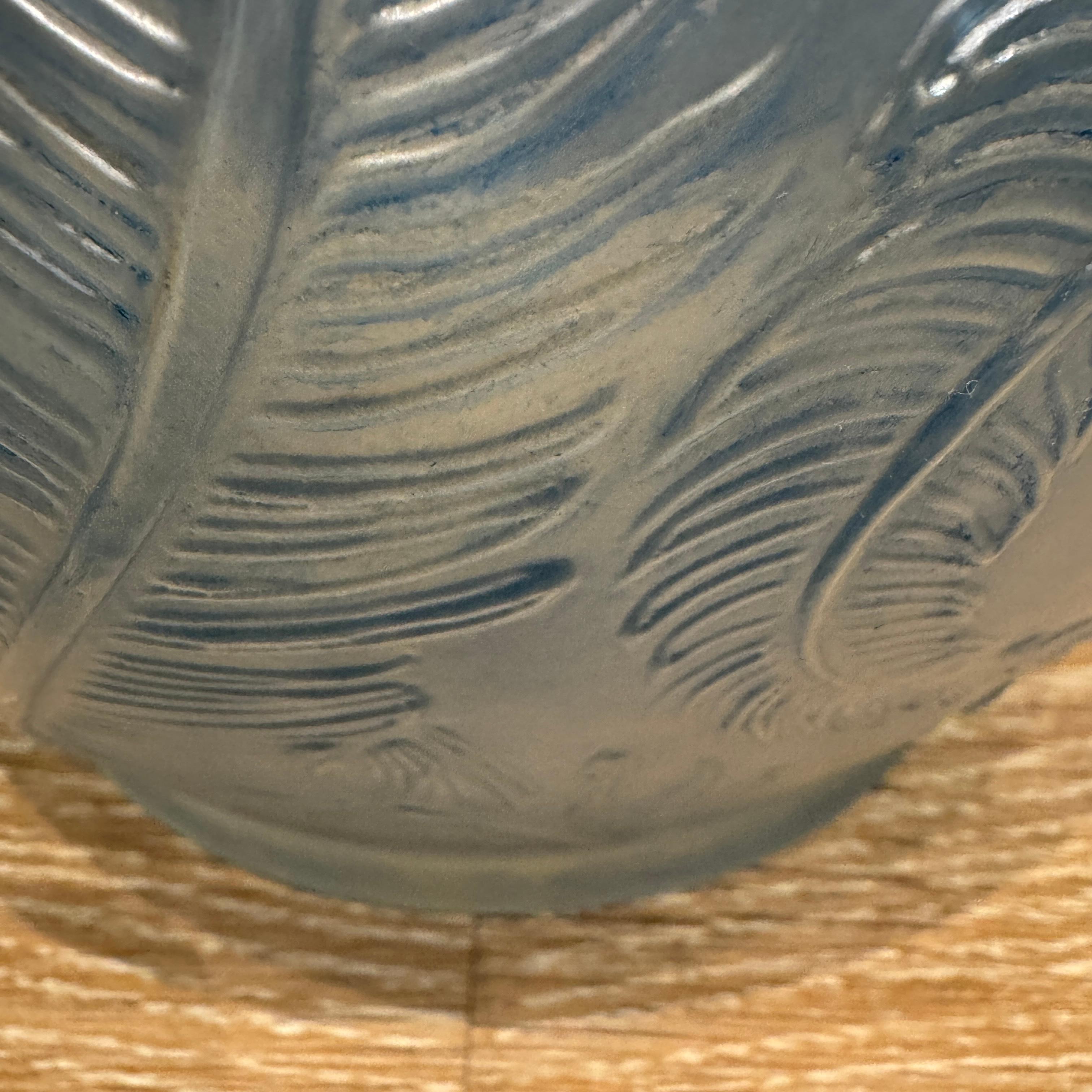A R.Lalique Art Déco Plumes vase For Sale 1