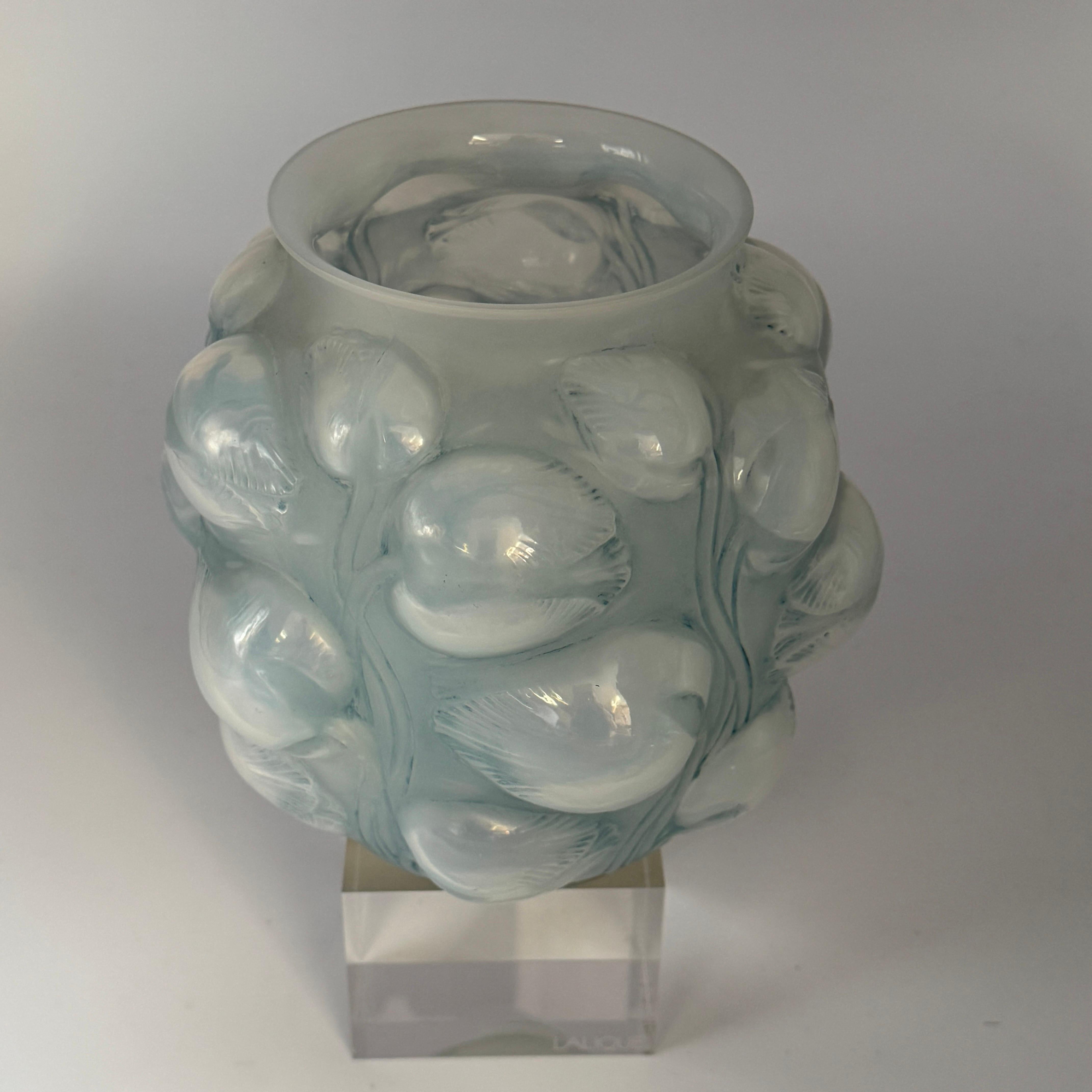 Art Deco A R.Lalique Art Déco Tulip Vase For Sale