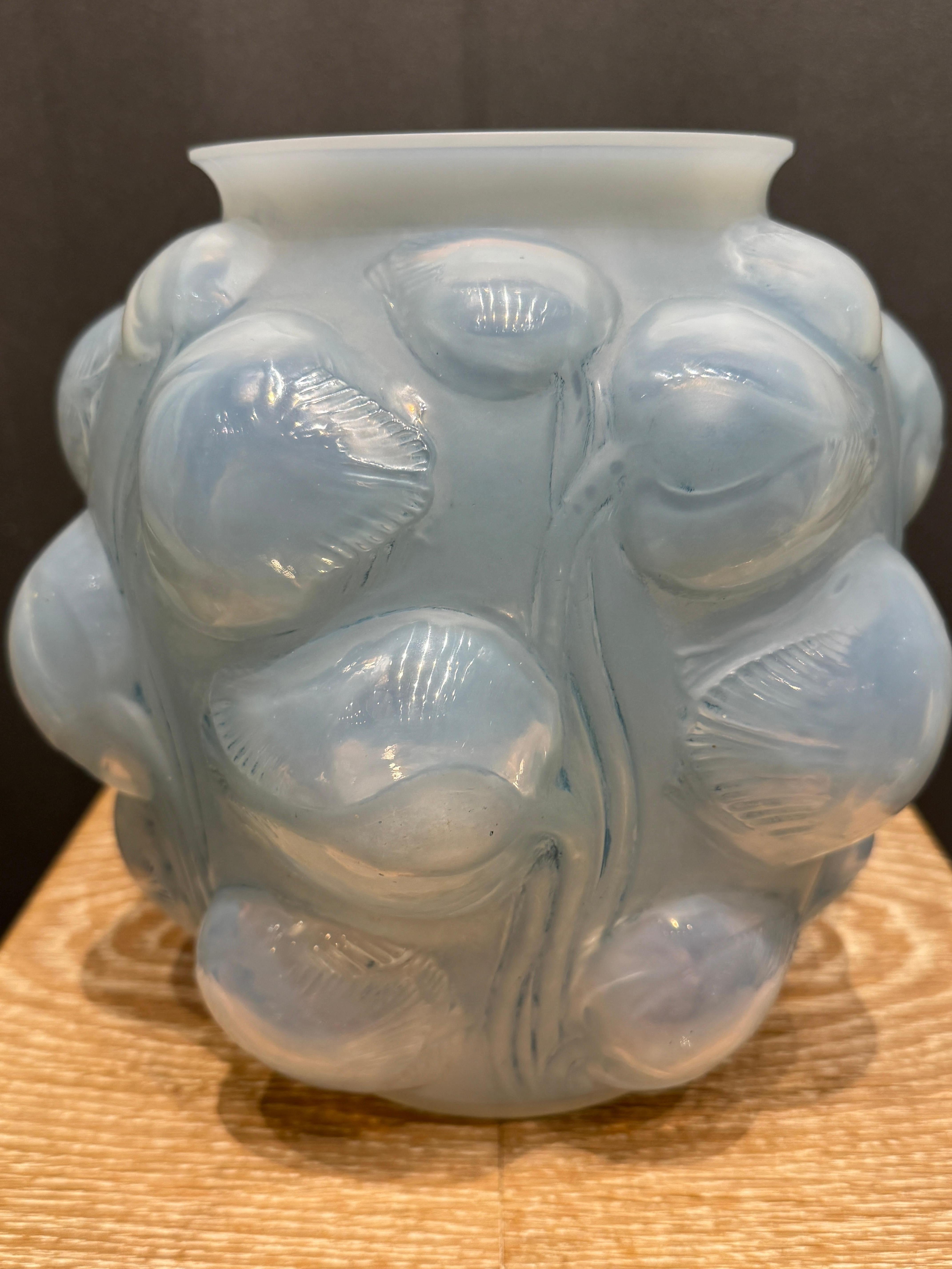 Jarrón Tulipán Art Déco R.Lalique Vidrio soplado en venta