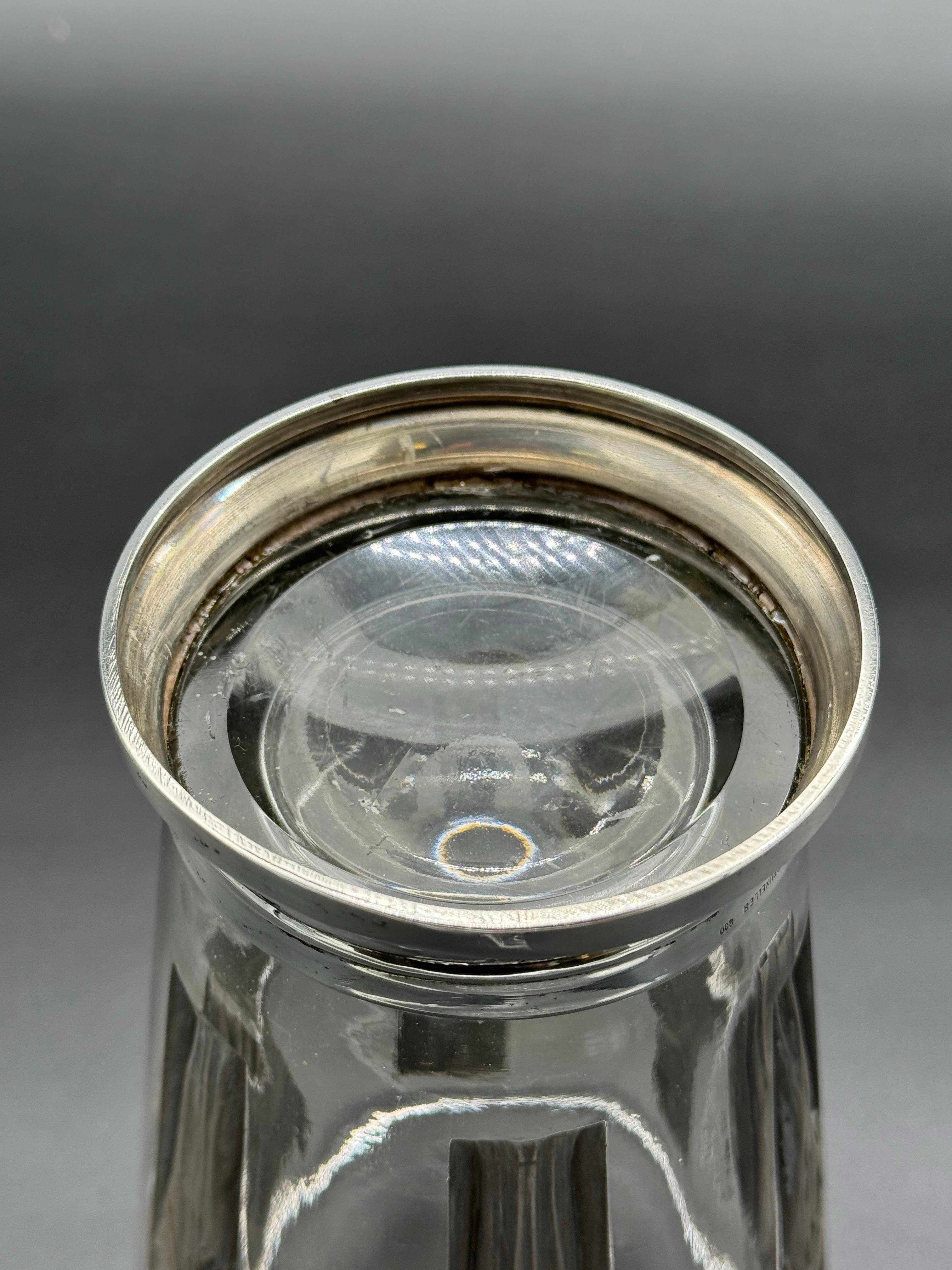 Un vaso di vetro Art Nouveau di Lalique con 6 figure. in vendita 5