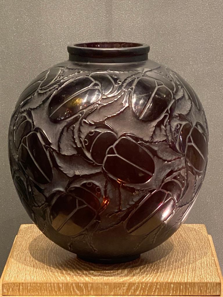 Art Déco A R.Lalique  Scarafaggio  vaso in marrone  Vetro colorato