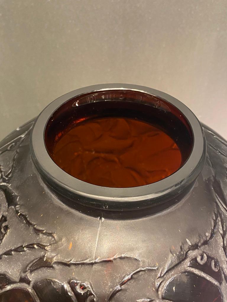 A R.Lalique  Scarafaggio  vaso in marrone  Vetro colorato 1