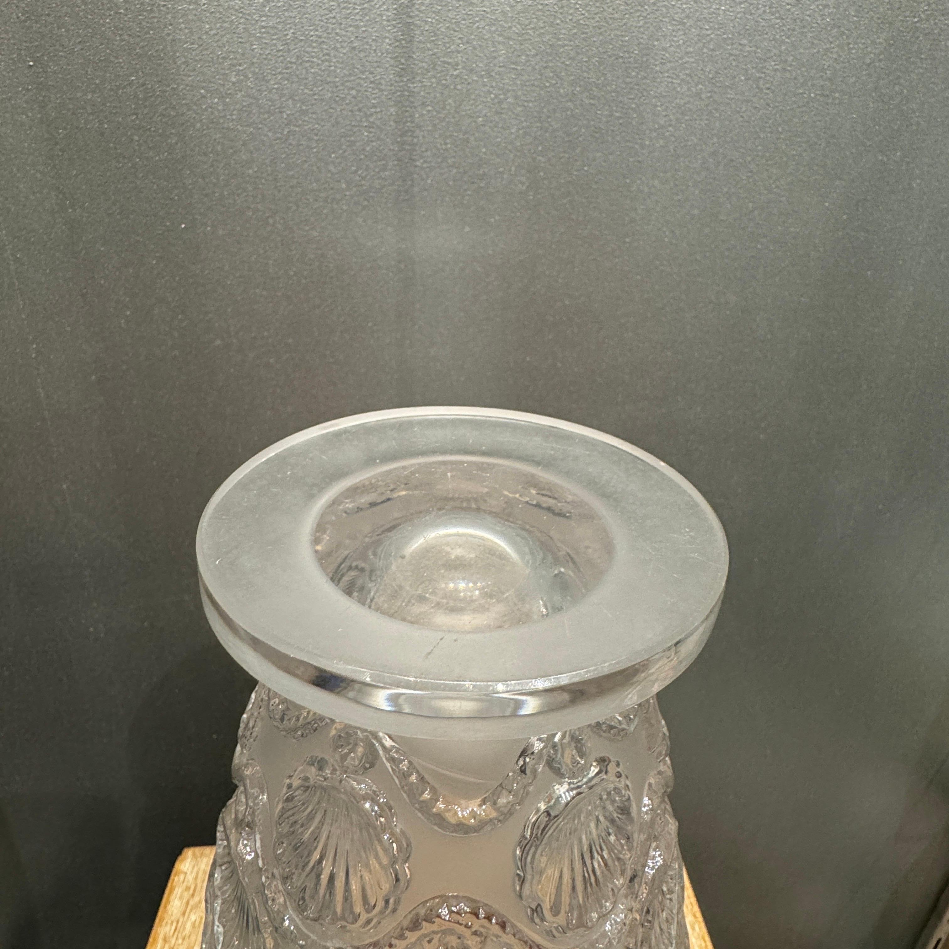 Un vaso di vetro R.Lalique Cancale in vendita 6