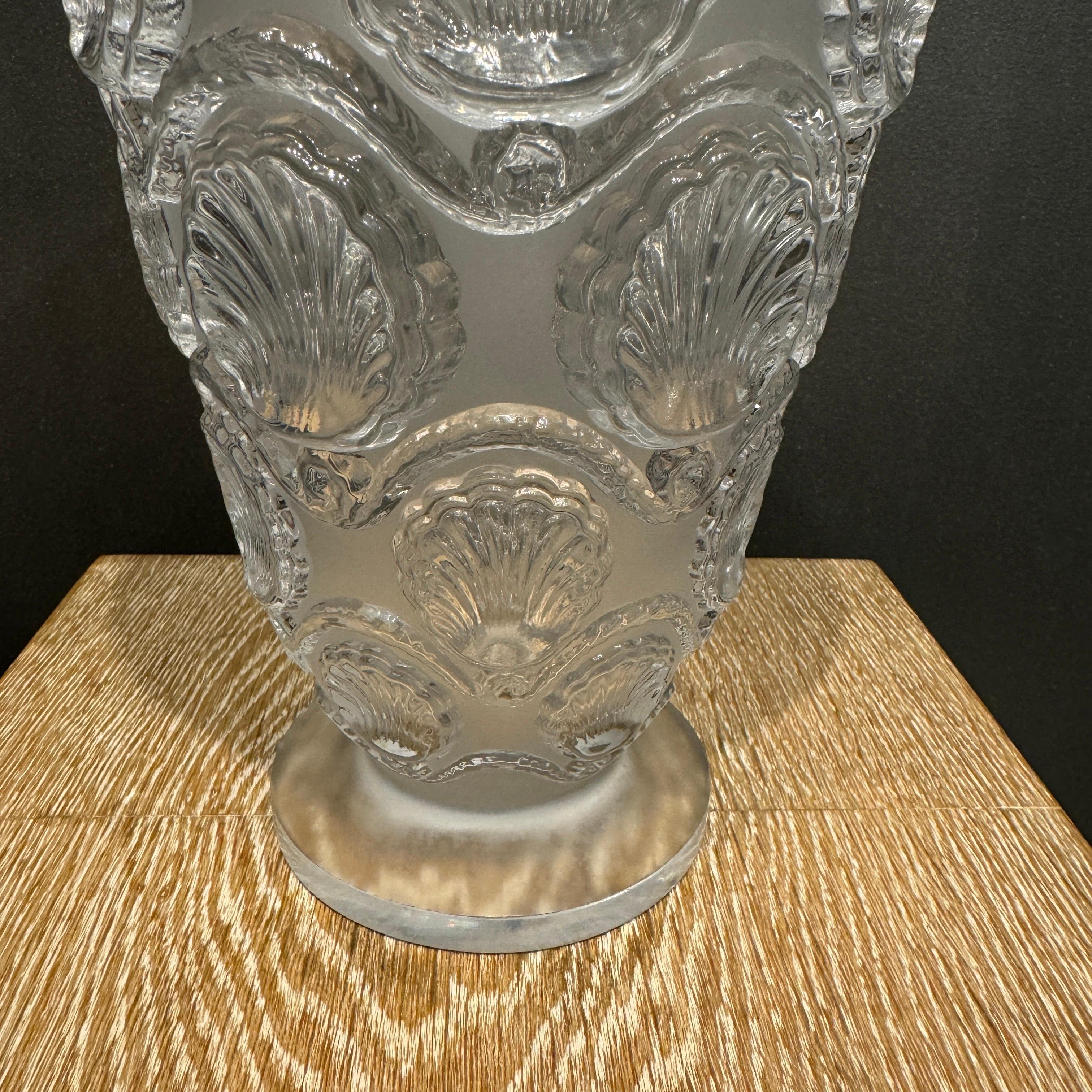 Un vaso di vetro R.Lalique Cancale In condizioni ottime in vendita a SAINT-OUEN-SUR-SEINE, FR