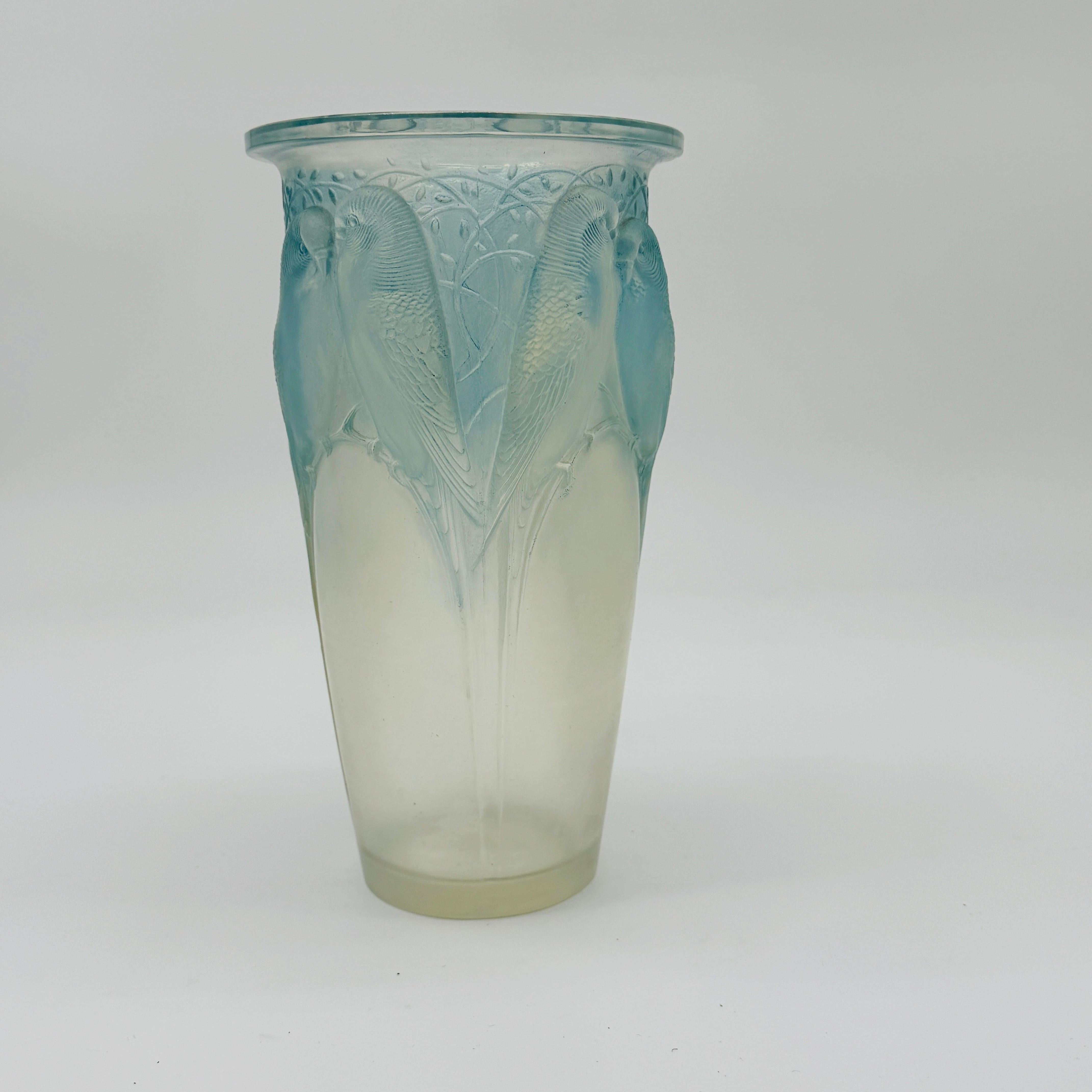 Art Deco A R.Lalique Ceylan Vase in Opalescent Glass