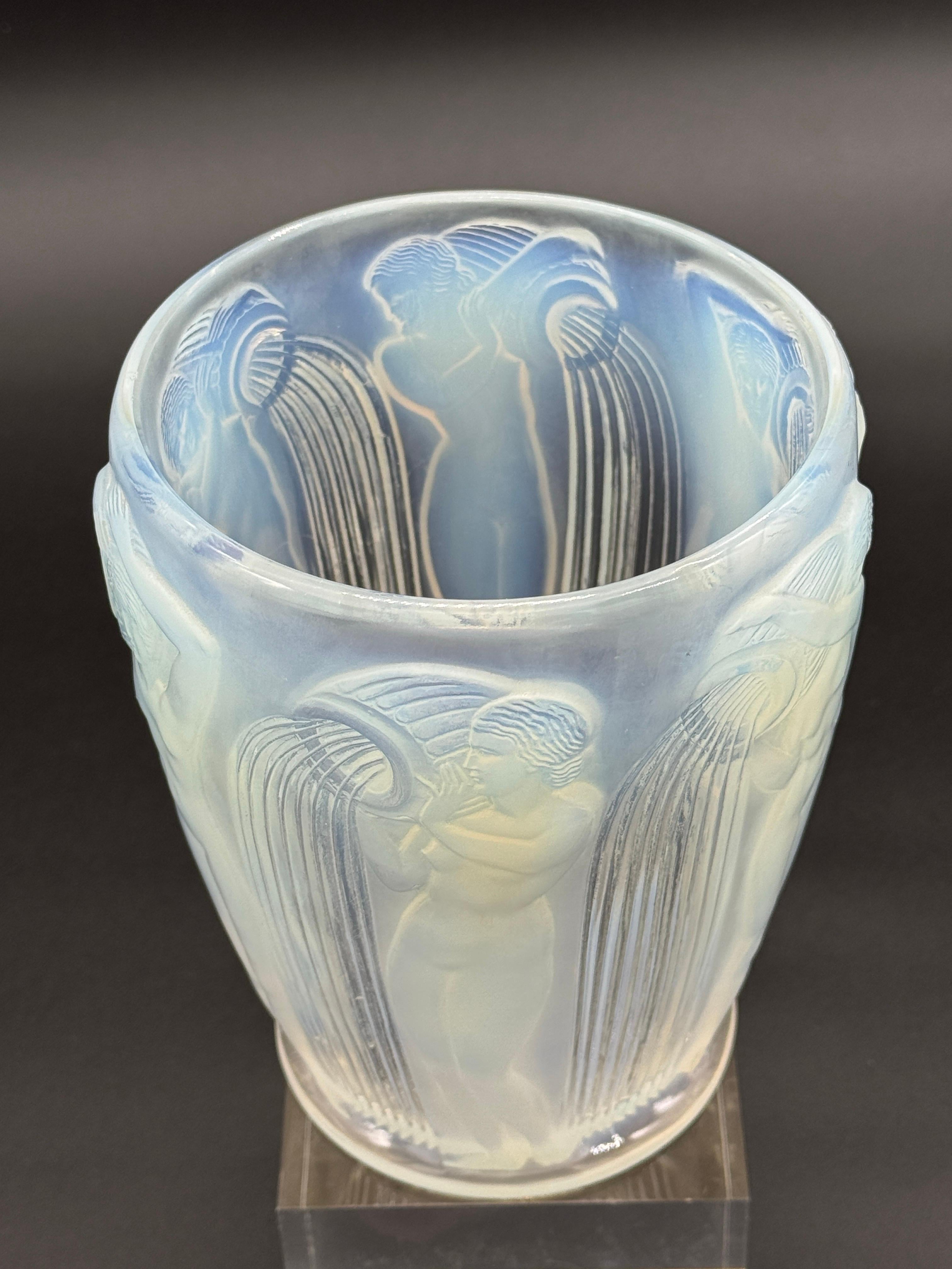 Un vaso di vetro R&R ART Lalique Danaïdes Art Déco in vendita 3