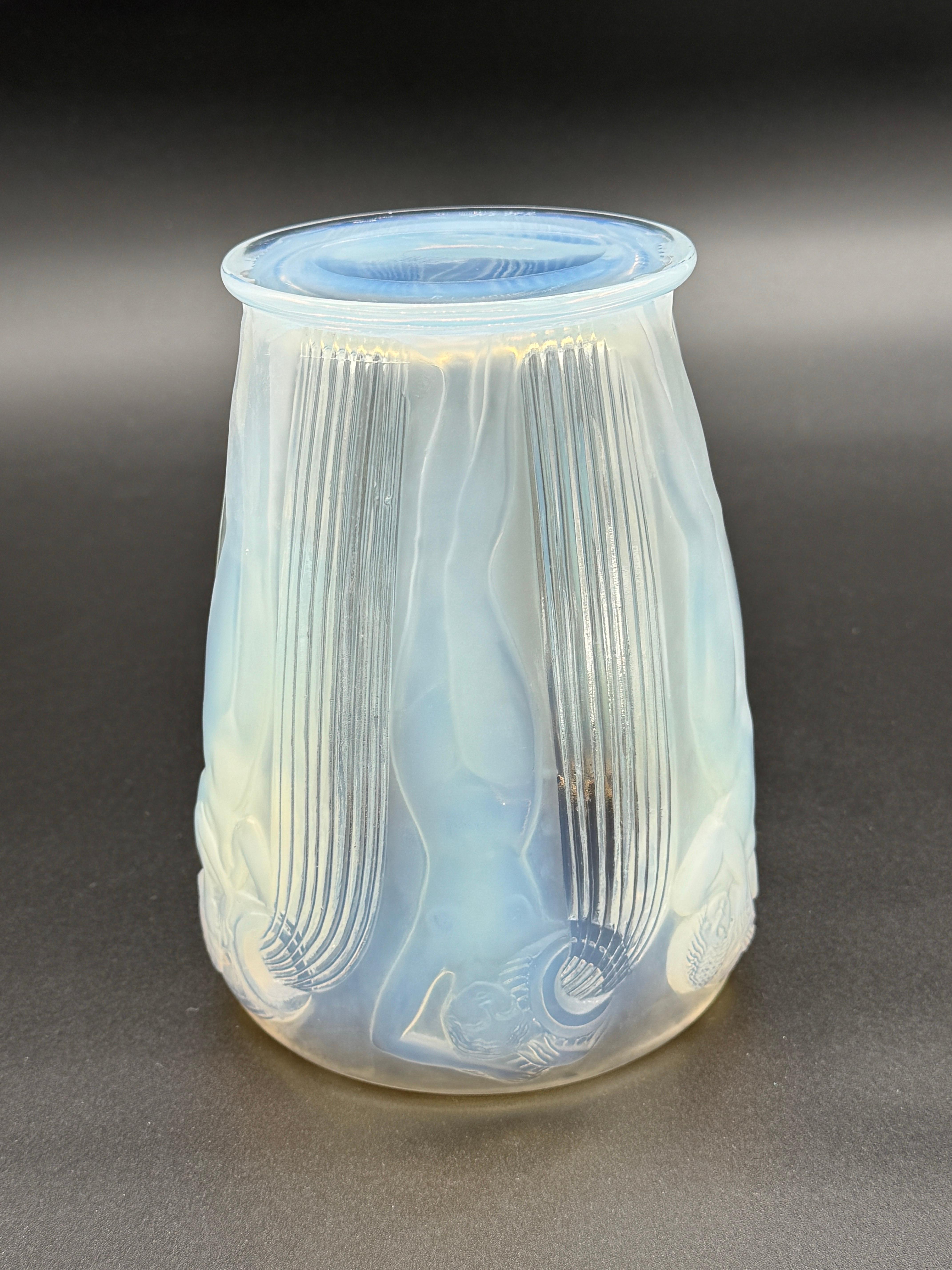Un vaso di vetro R&R ART Lalique Danaïdes Art Déco in vendita 6