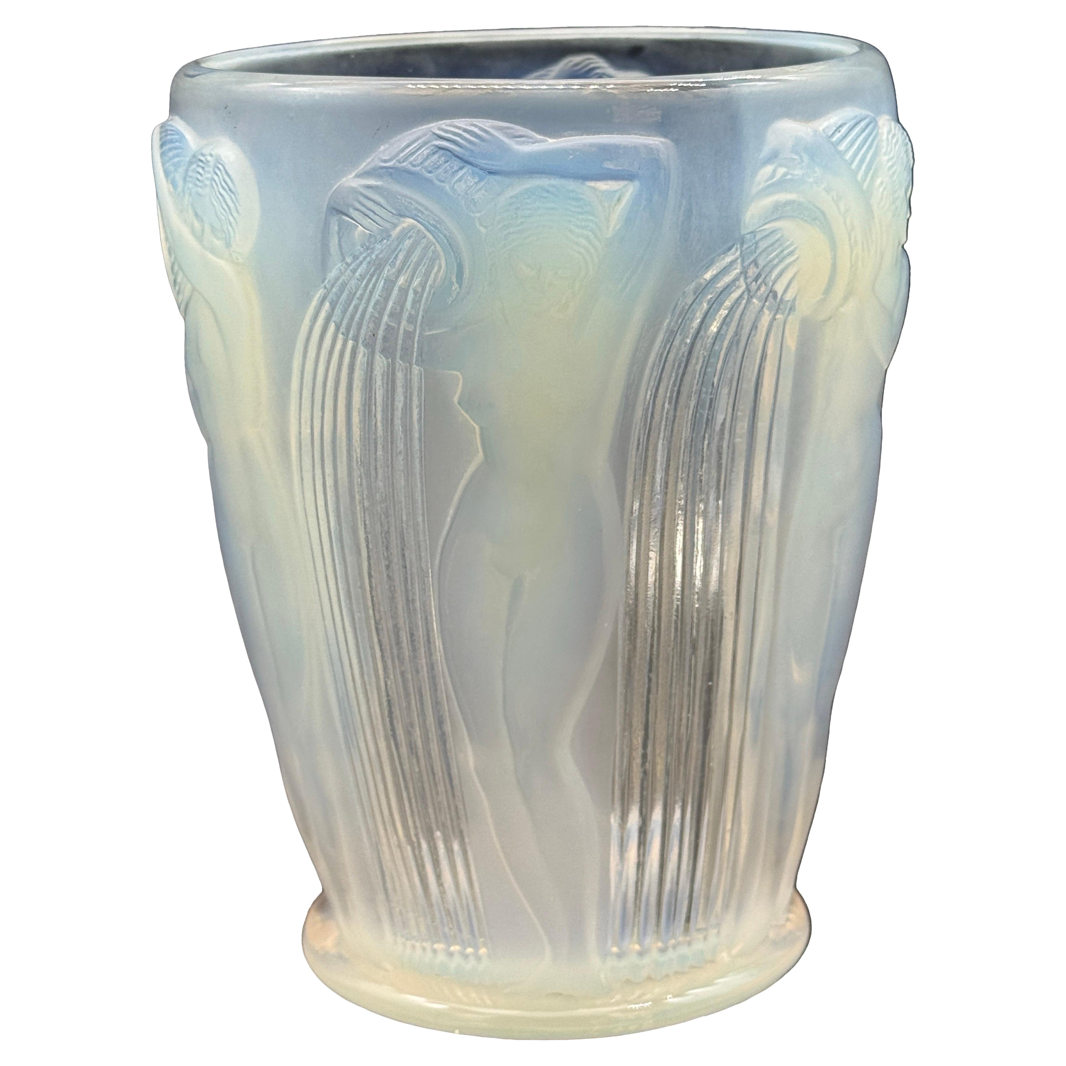 Un vaso di vetro R&R ART Lalique Danaïdes Art Déco in vendita