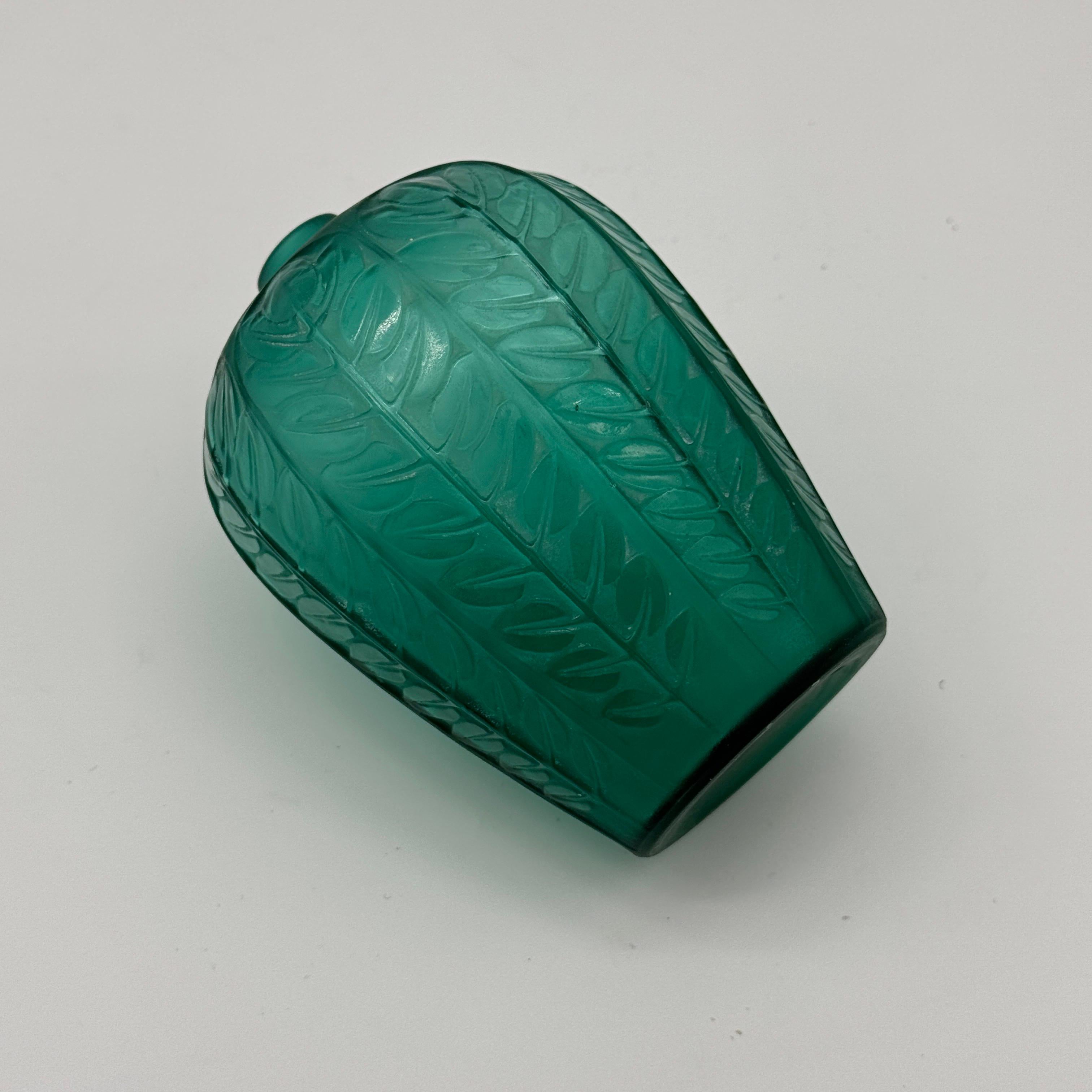 A R.Lalique Green Art Déco Tournai Vase 4