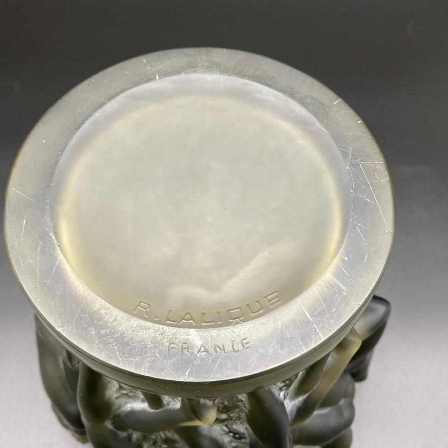 A R.Lalique Graues Glas Bacchantes Vase  im Angebot 4