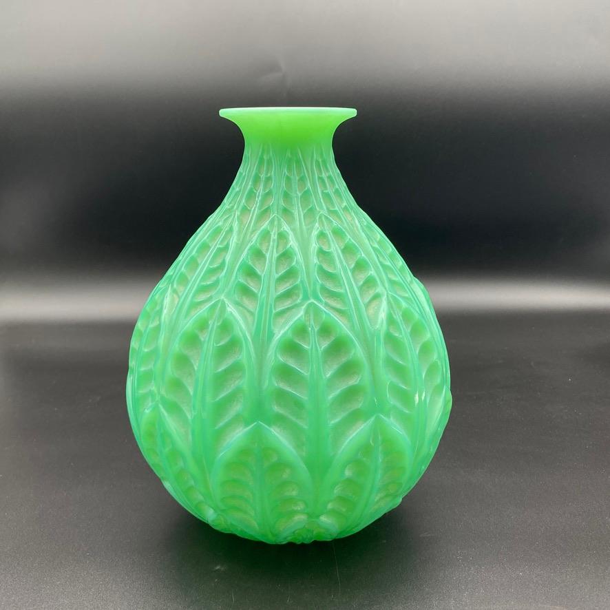 Art Deco A R.Lalique Jade Malesherbes vase  For Sale