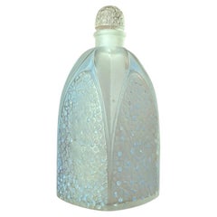 A R.Lalique Lilac Perfume Bottle