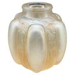A R.Lalique Masques and Figurines Glass Vase 