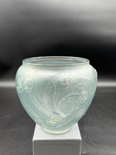 A R.Lalique Néfliers Art Déco Glass Vase