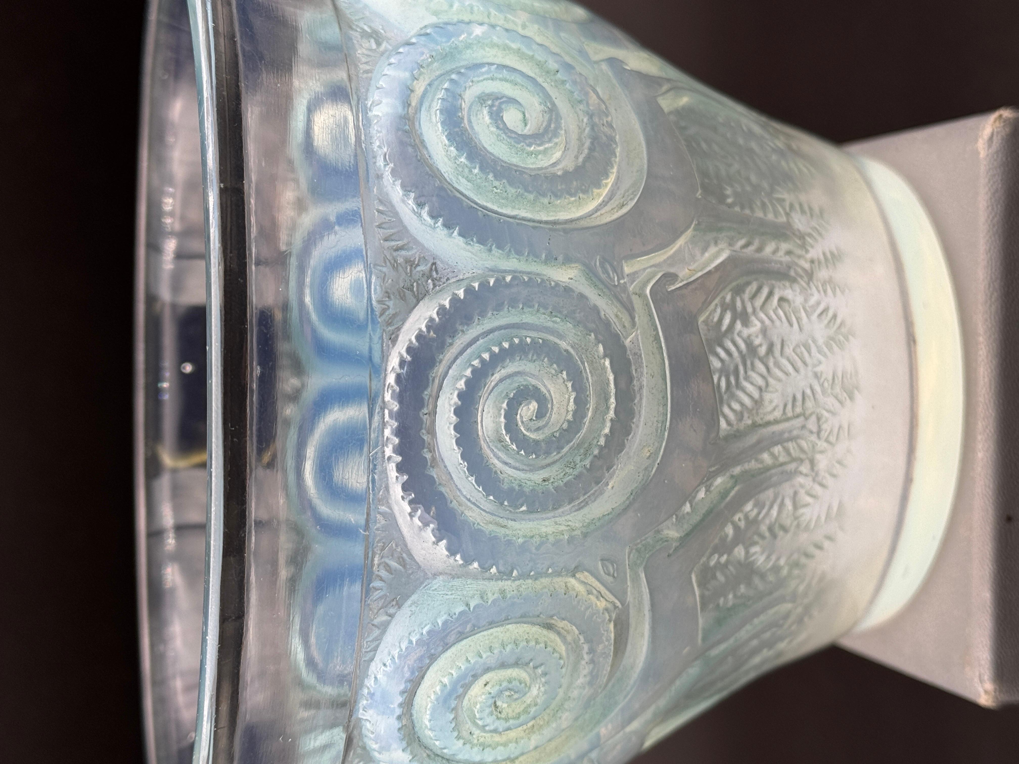 French A R.Lalique Opalescent Glass Rennes Vase For Sale