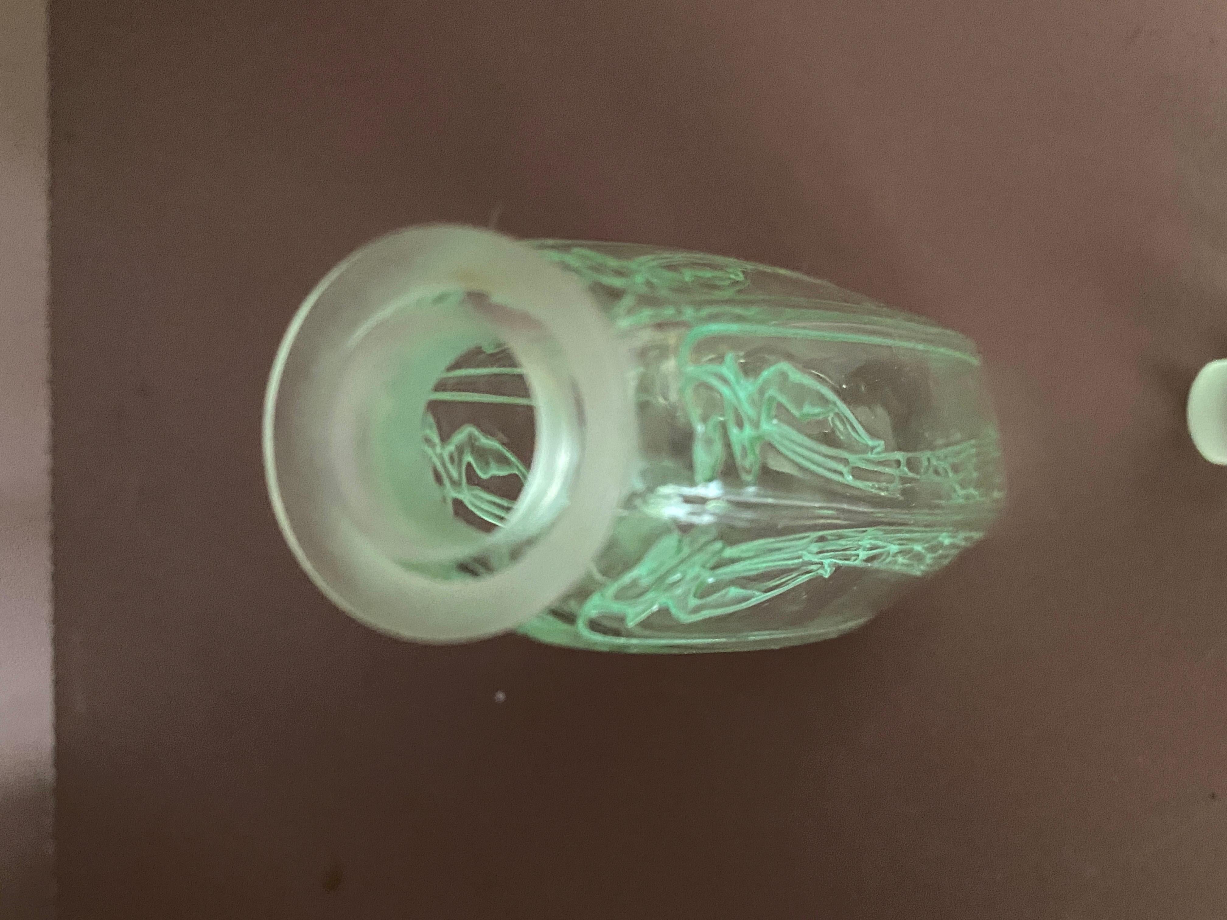 Vetro Bottiglia di profumo Cyclamen di R.Lalique in vendita