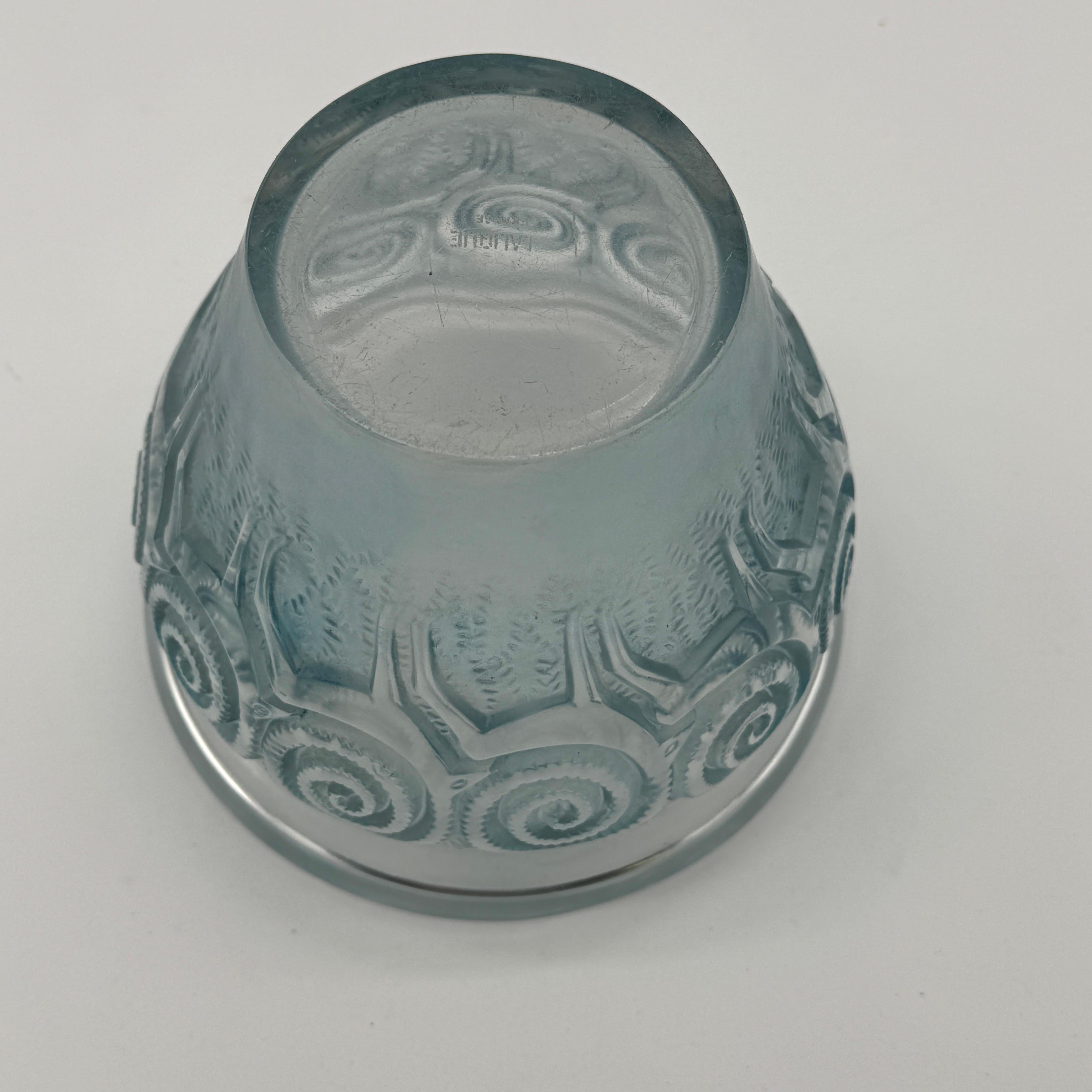 Un vaso in vetro Art Déco R&R ART di Lalique Rennes in vendita 4