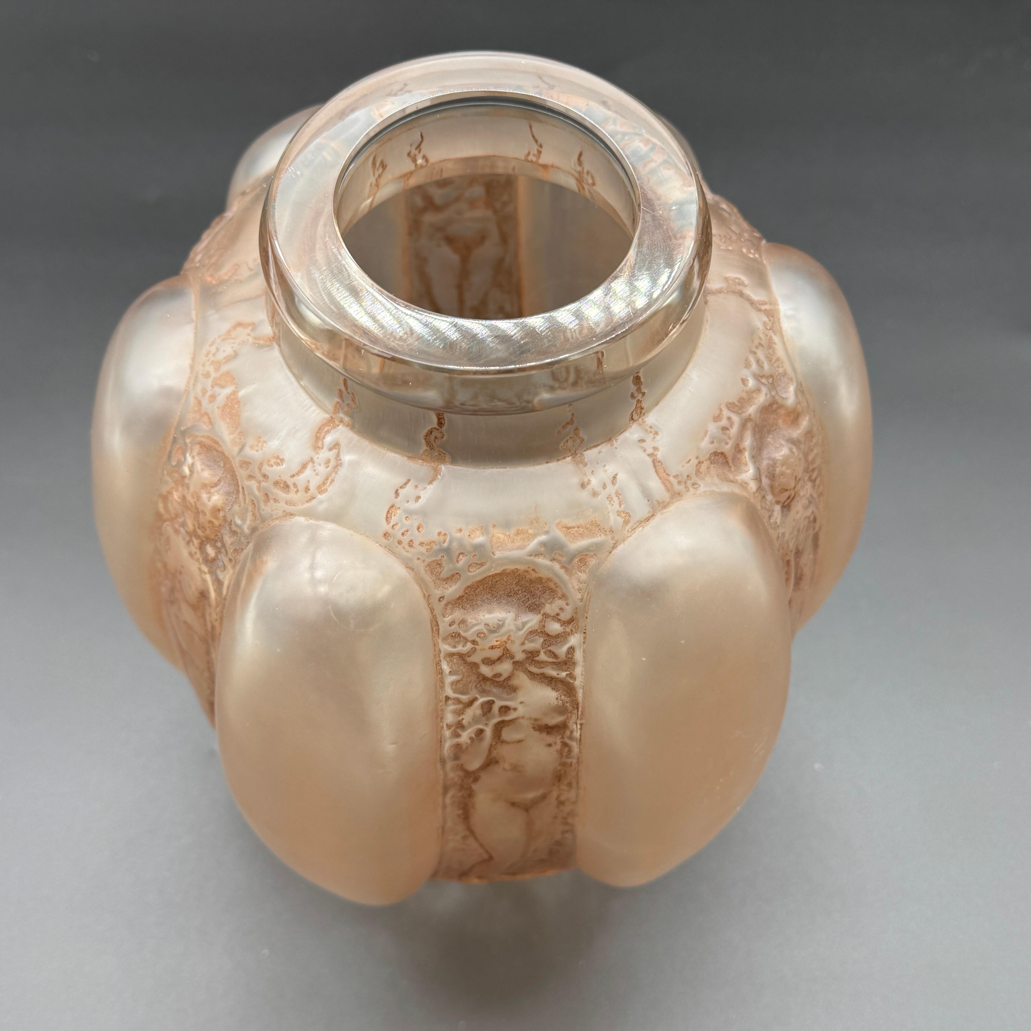 A R.Lalique Six Figurines and Masks Glass Vase 9