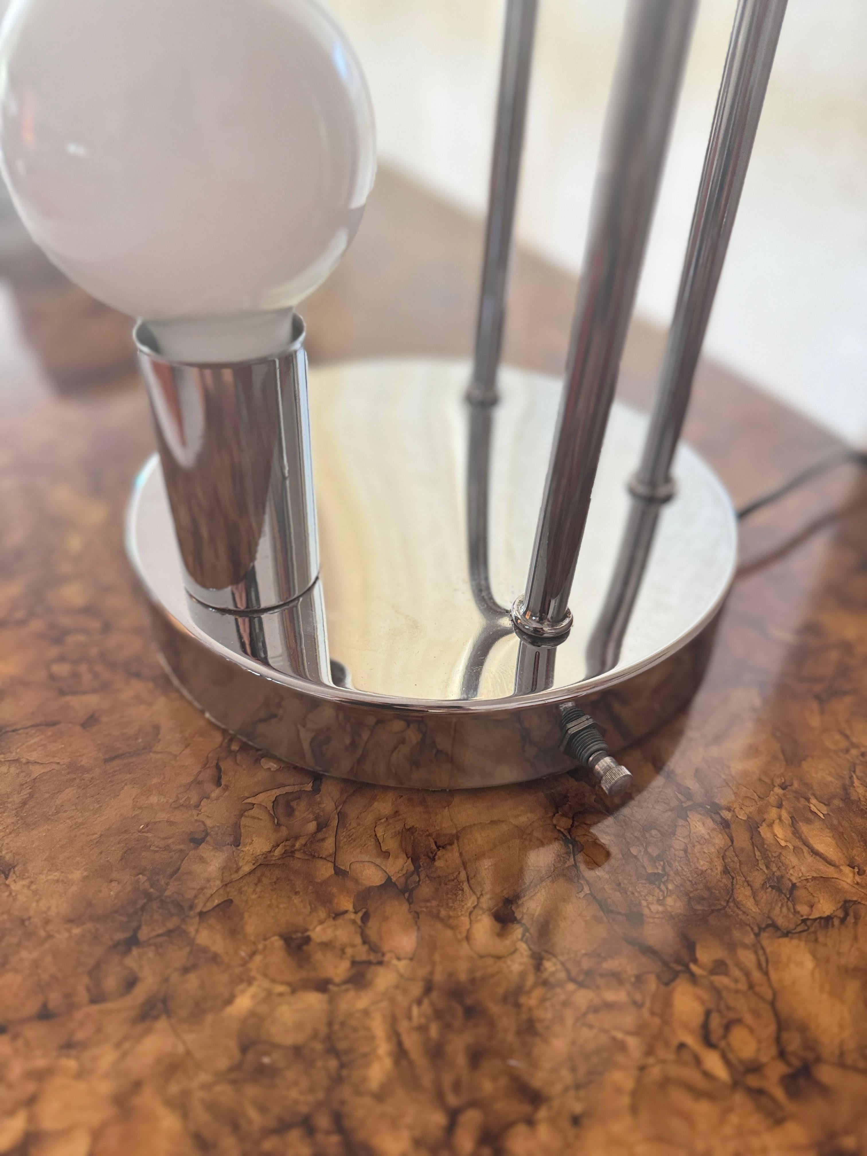 A Robert Sonneman Style waterfall table lamp, circa 1960s 3