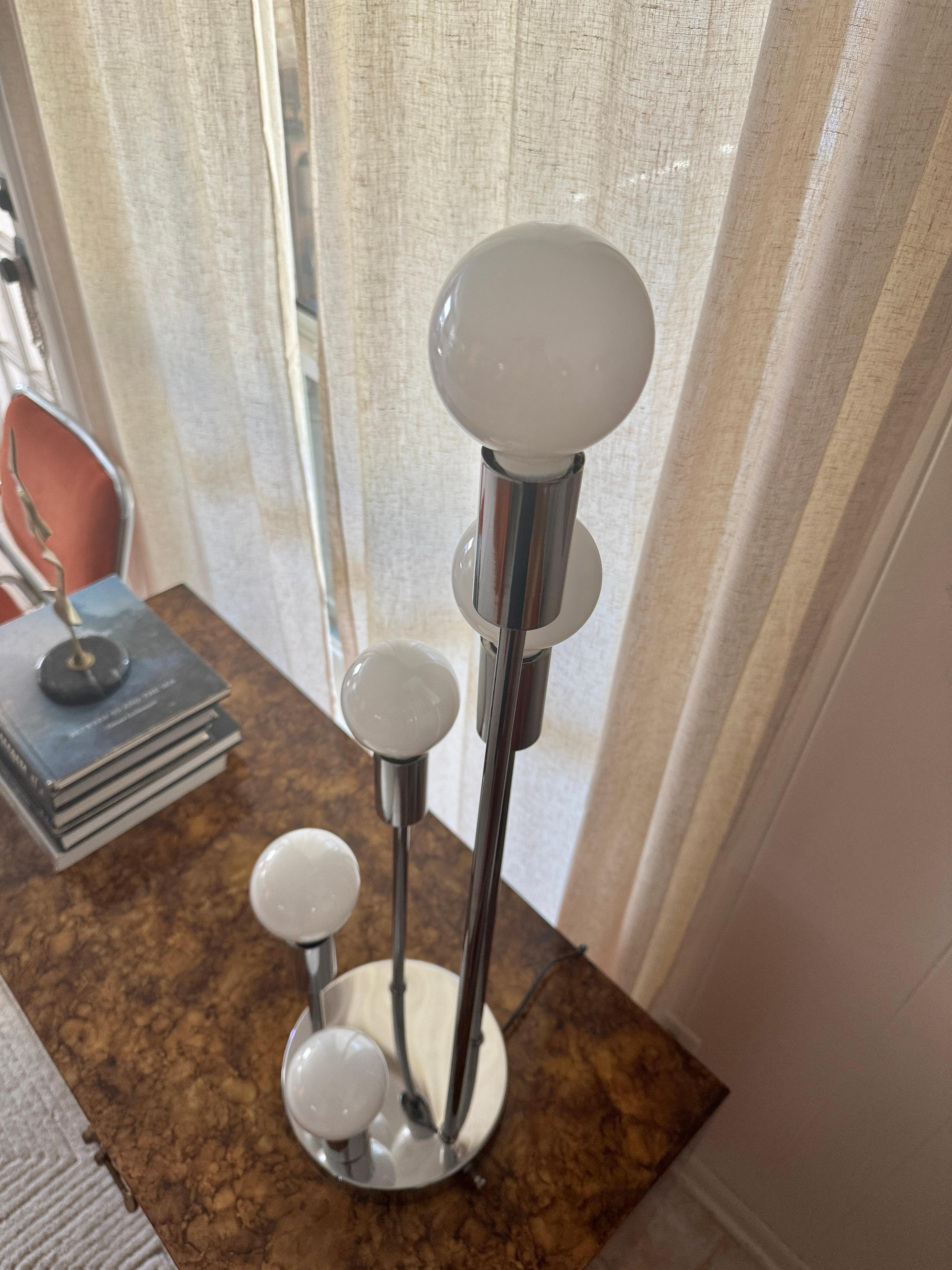 A Robert Sonneman Style waterfall table lamp, circa 1960s 2