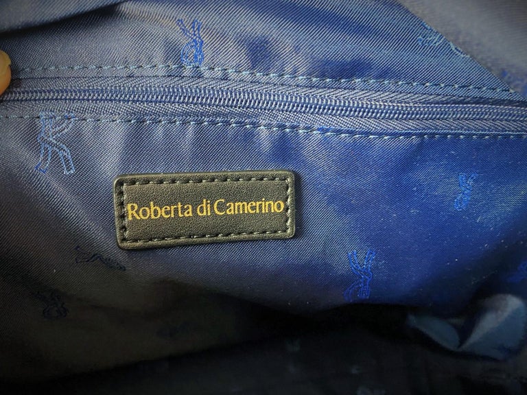 A Roberta di Camerino Handbag As New Condition Circa 2015 1