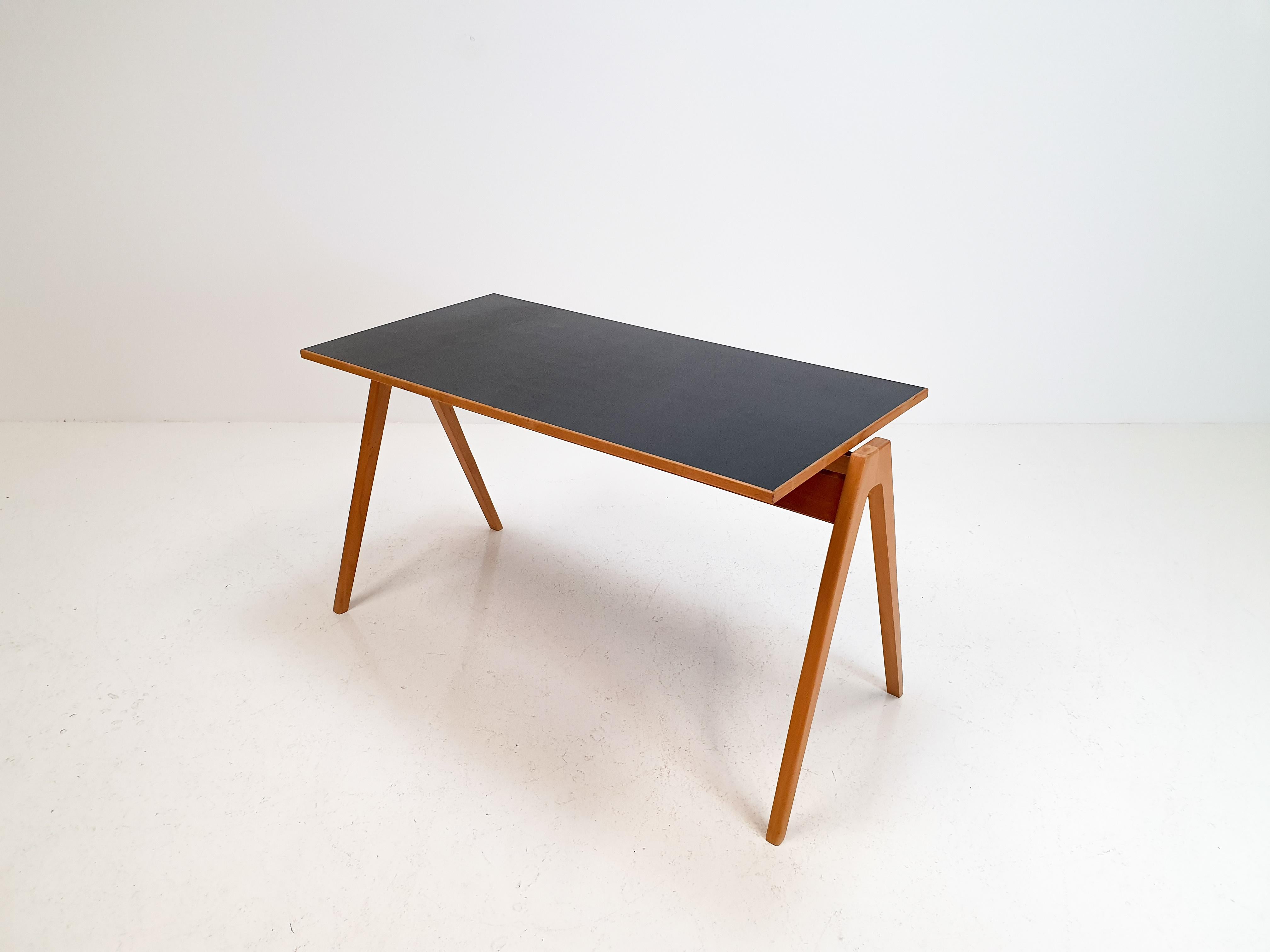Robin Day Hillestak Table/Desk with Black Warerite Top for Hille, 1950s 2