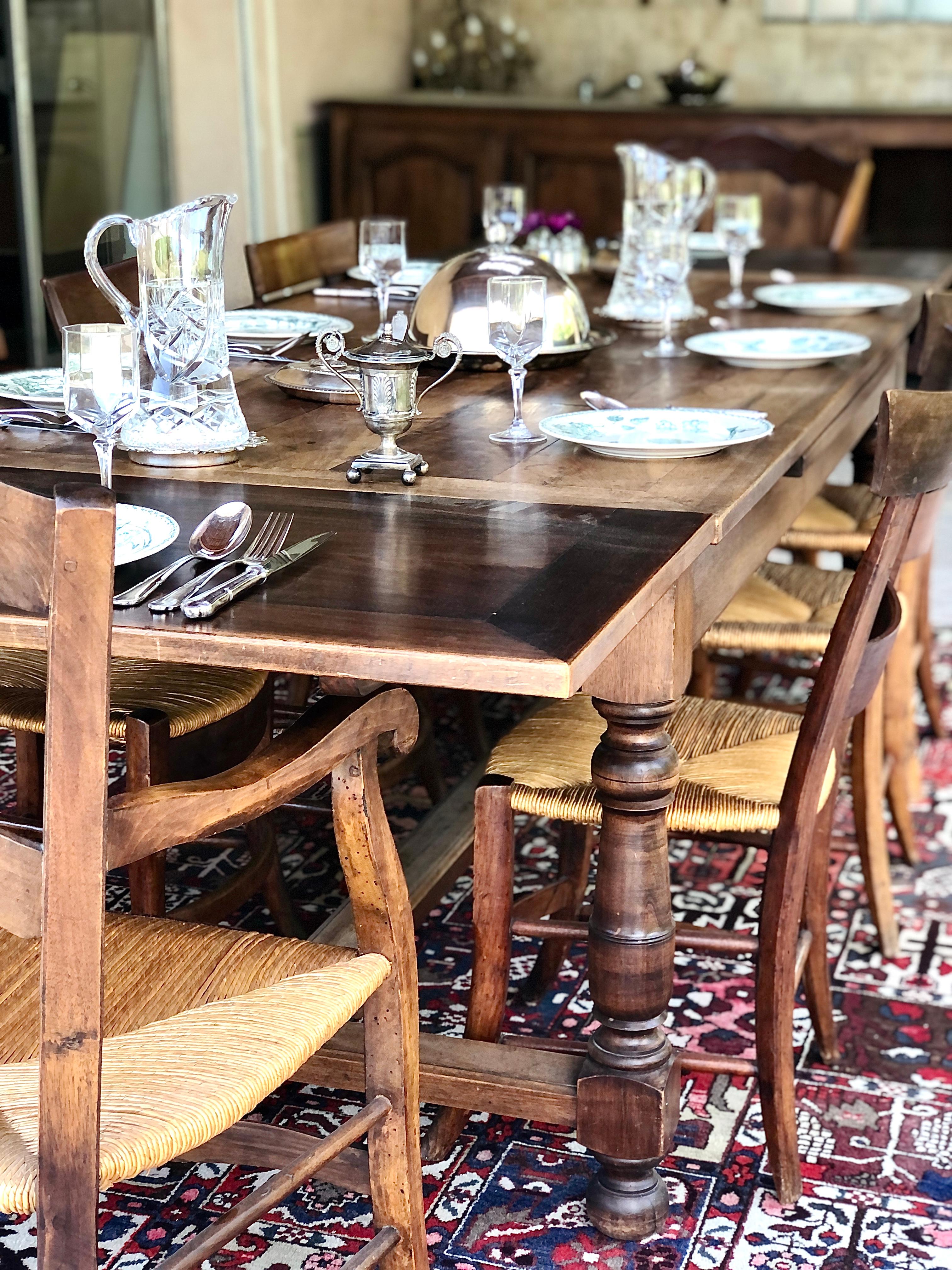 Country 18th Century Extending Farm Table