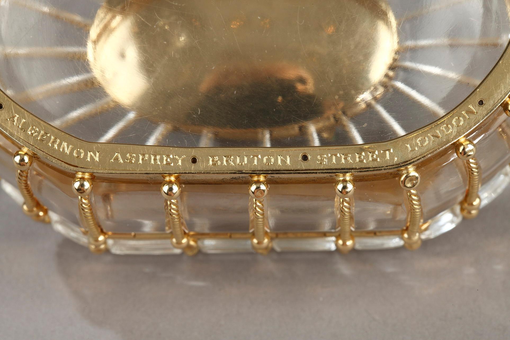 Boîte en cristal de roche avec montures en or émaillé, Algernon Asprey LTD, Sheffield. en vente 5