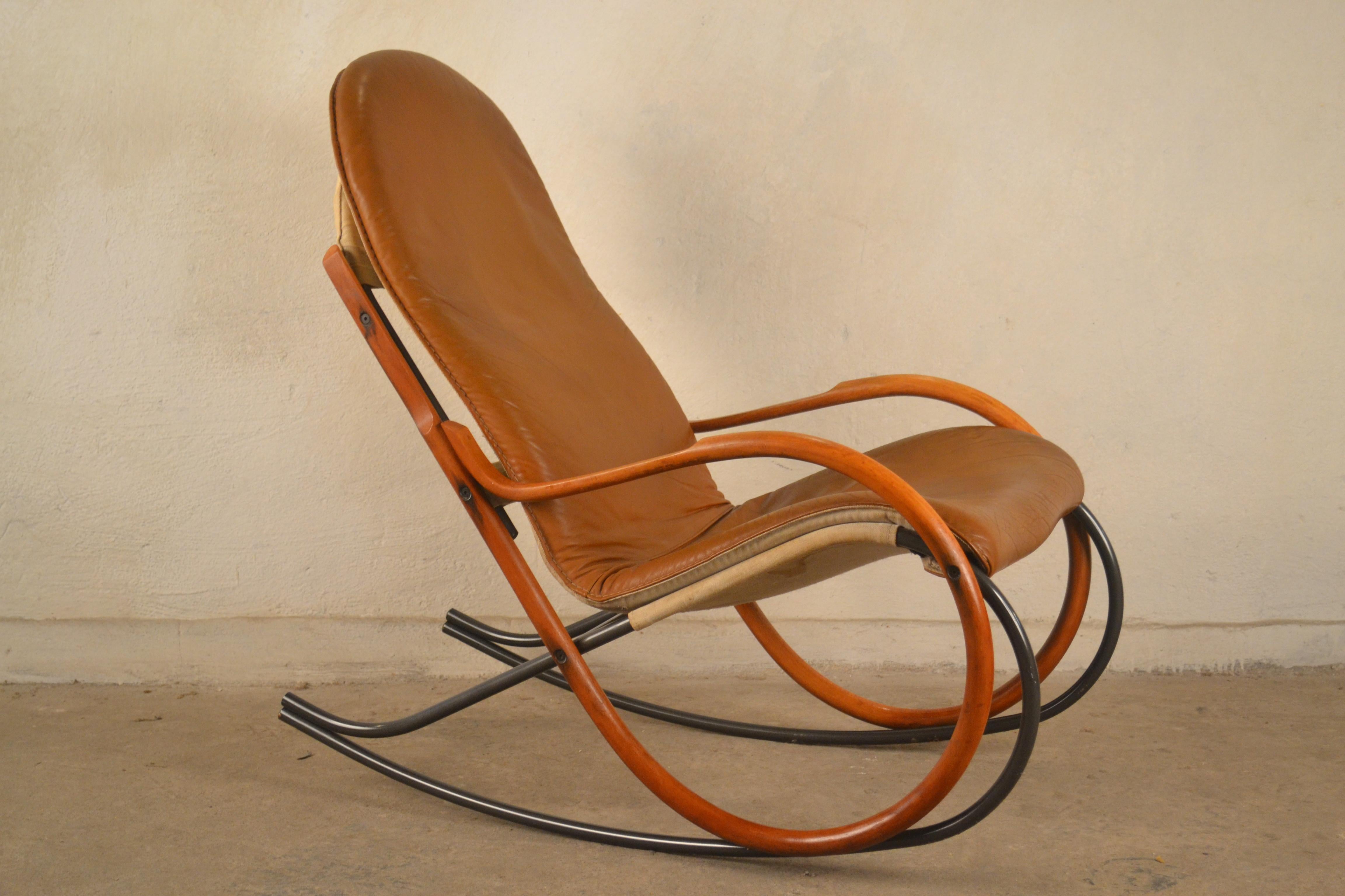 Mid-Century Modern Rocking Chair Designed by Paul Tuttle, Strässle, Switzerland, 1970s For Sale