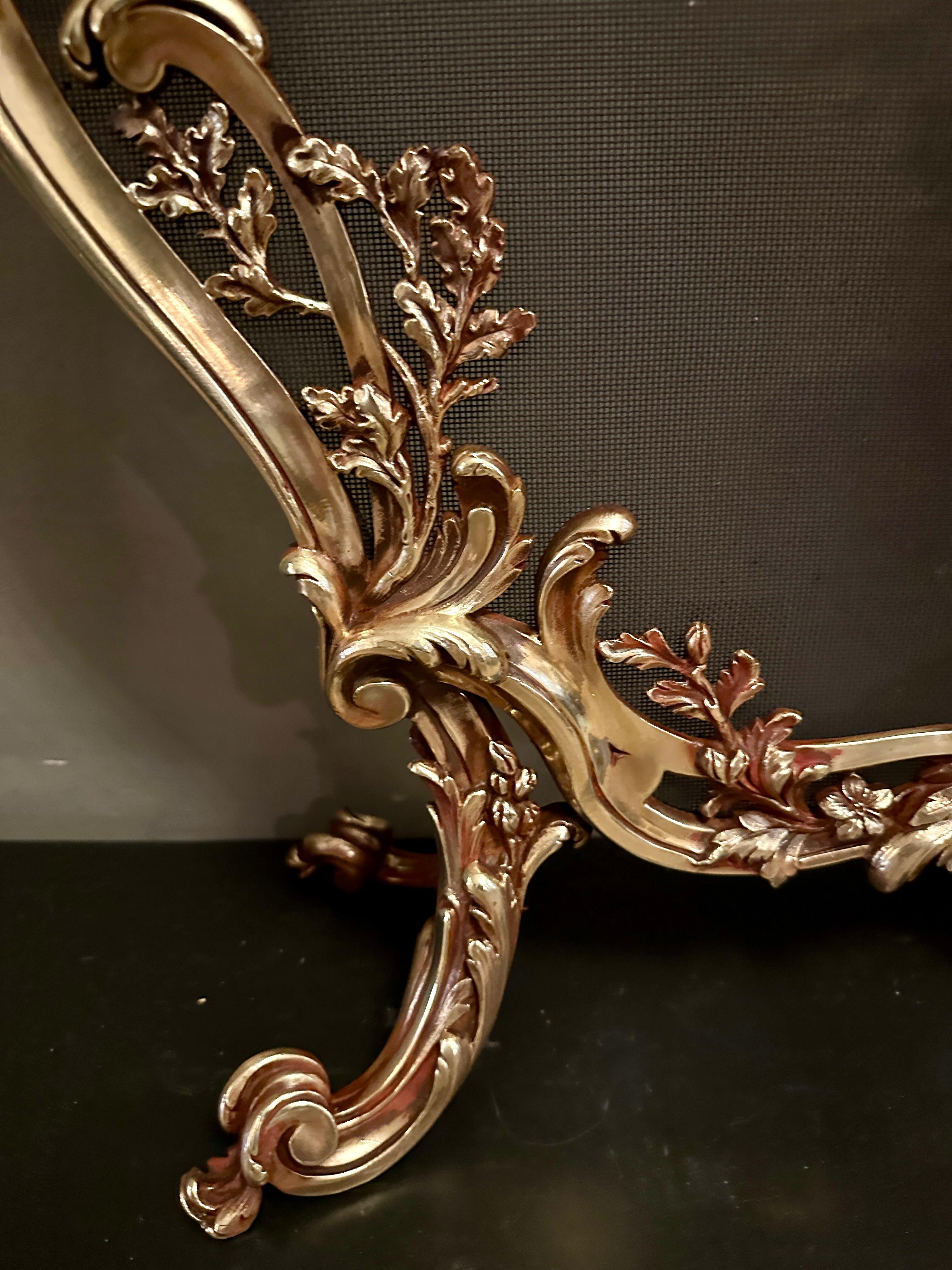 Parafuoco in bronzo French Rococo di Bouhon Freres in vendita 1