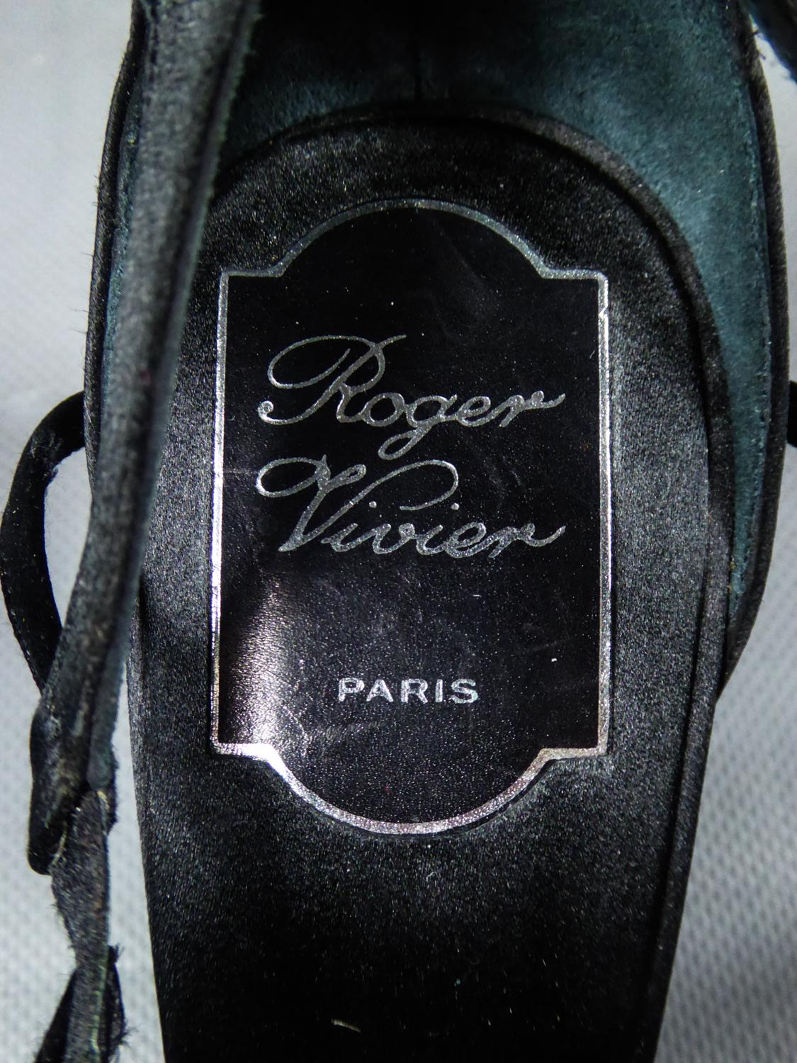 Roger Vivier - Paire de chaussures à talons de soirée, circa 2000 en vente 7
