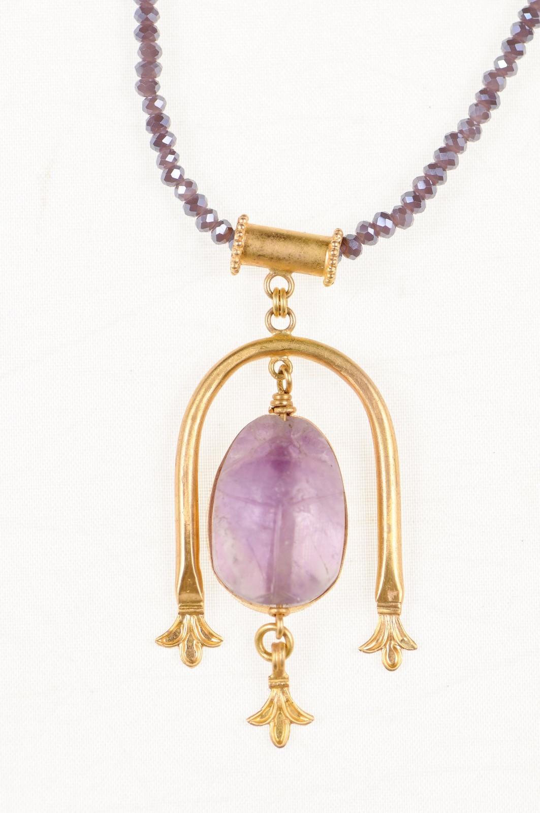 18th Century and Earlier Roman Egyptian 100 AD Lavender Colored Scarab and 21-Karat Gold Pendant For Sale