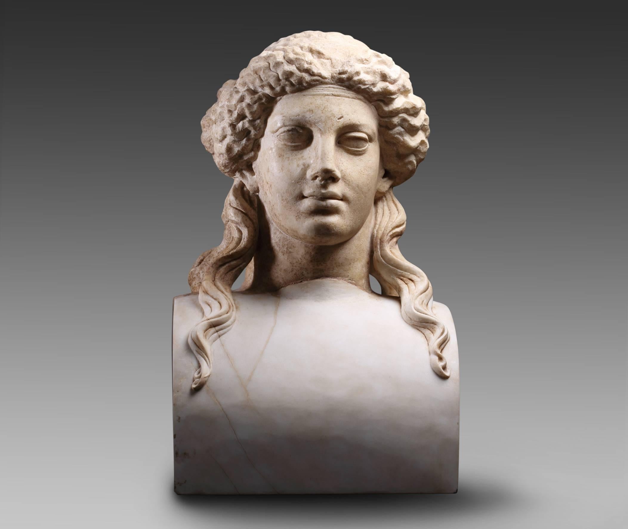 Roman Marble Janiform Herm Representing Dionysus-Bacchus, 2nd Century AD In Good Condition For Sale In Paris, FR