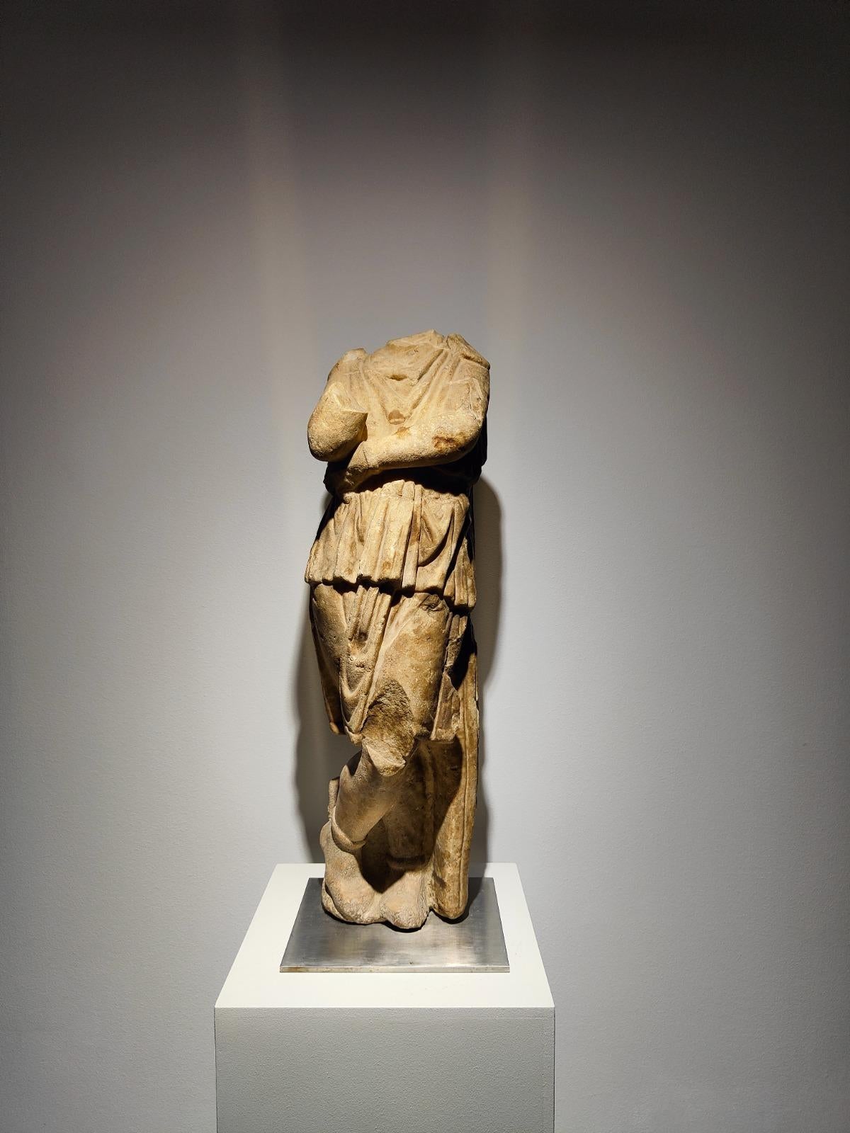 18th Century and Earlier Roman Marble Trapezophorus circa 1st-2nd Century A.D For Sale