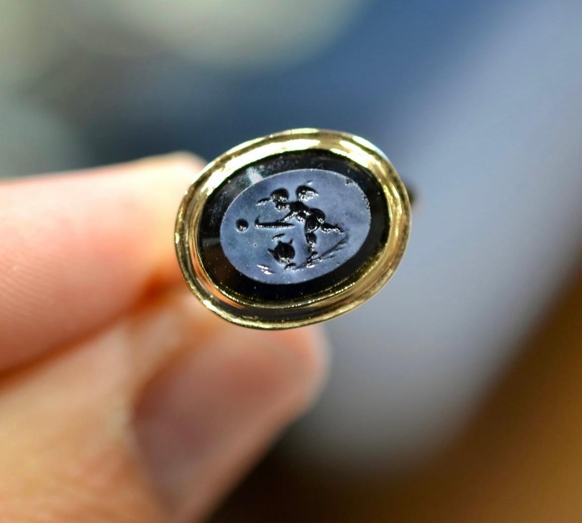 Intaglio romano di Nicolò raffigurante un amorino, circa del I-II secolo d.C. in vendita 1