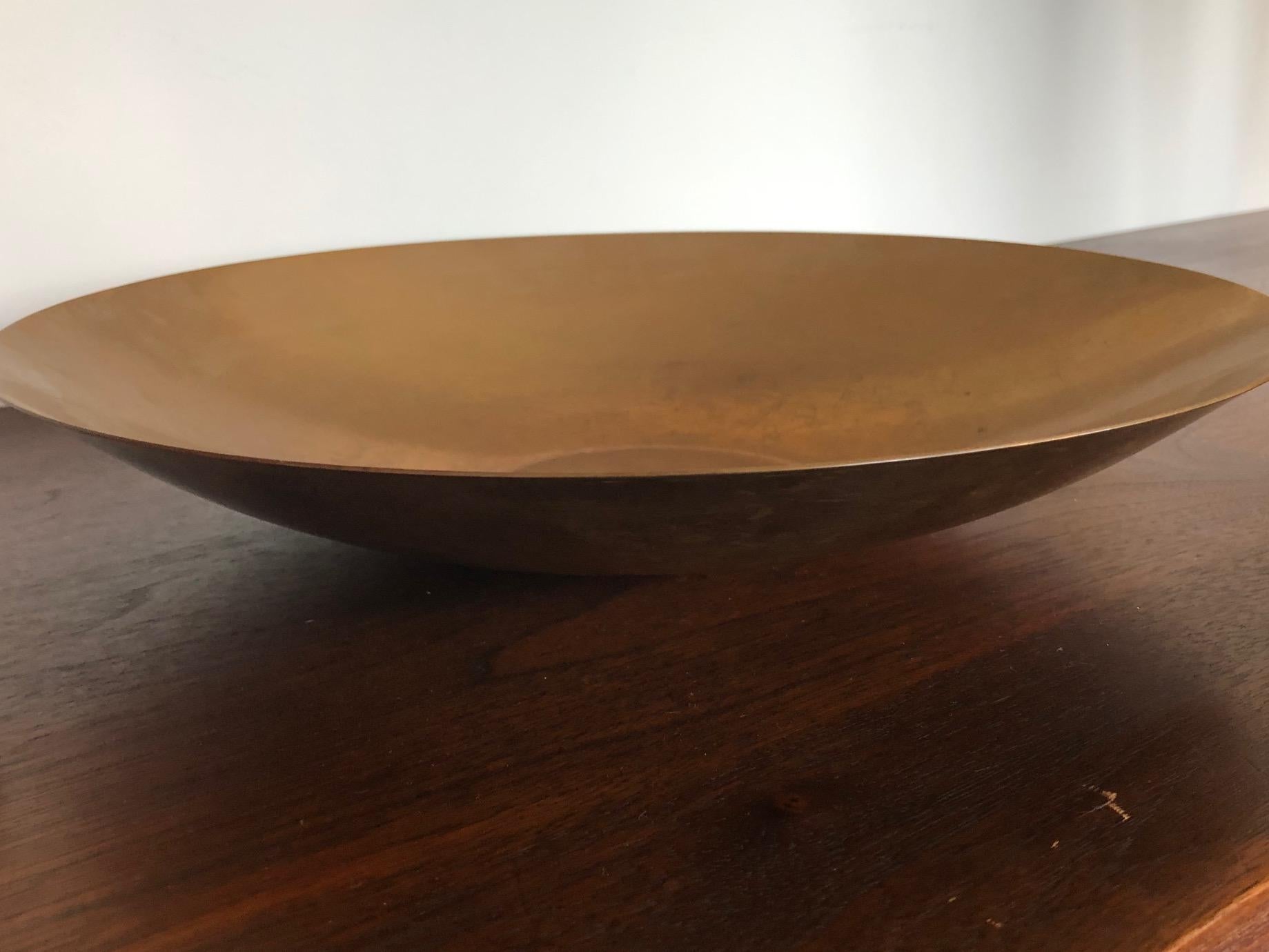 Ronald Hayes Pearson Large Brass Bowl In Good Condition In St.Petersburg, FL