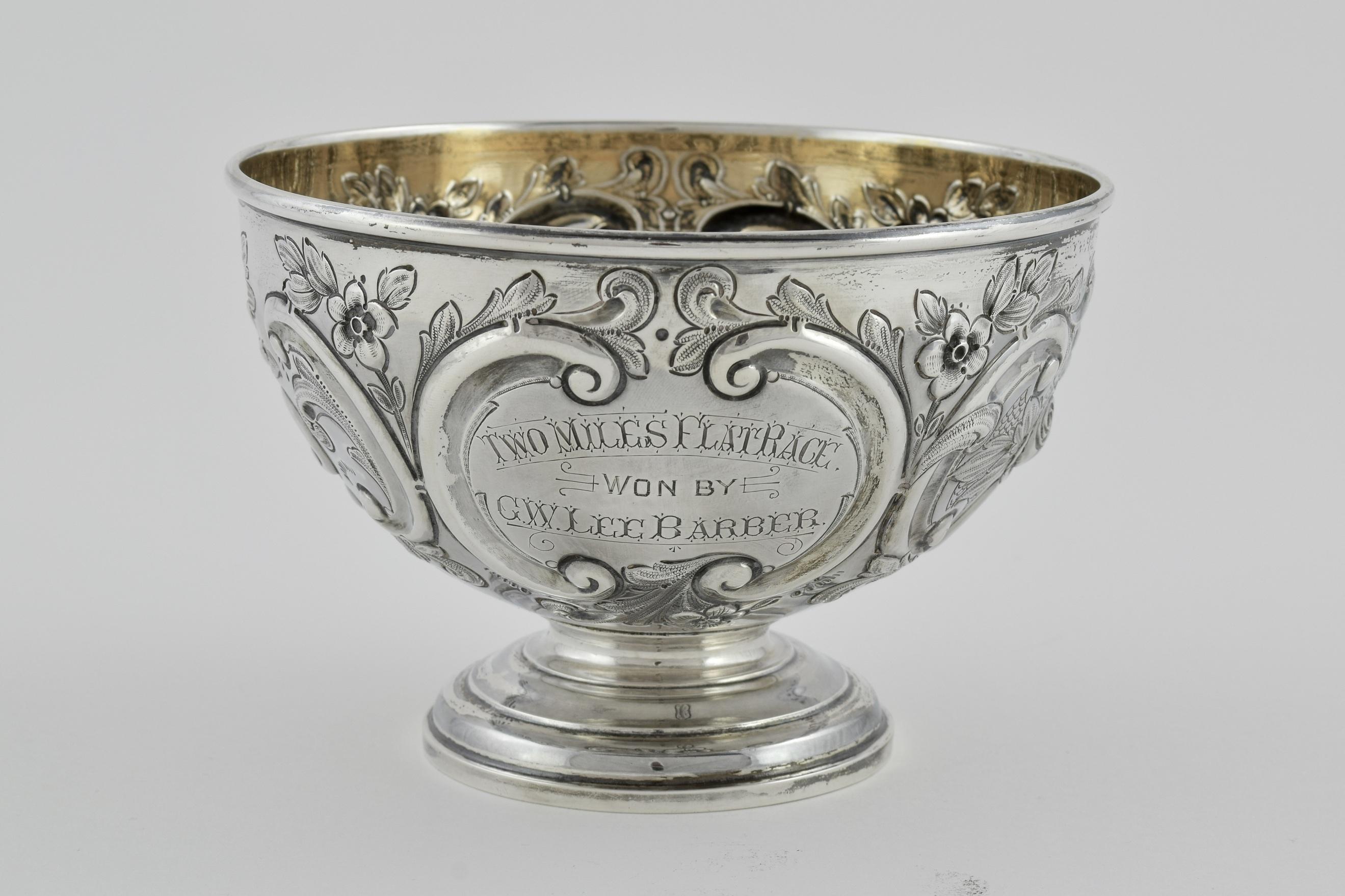 Victorian A rose bowl  For Sale