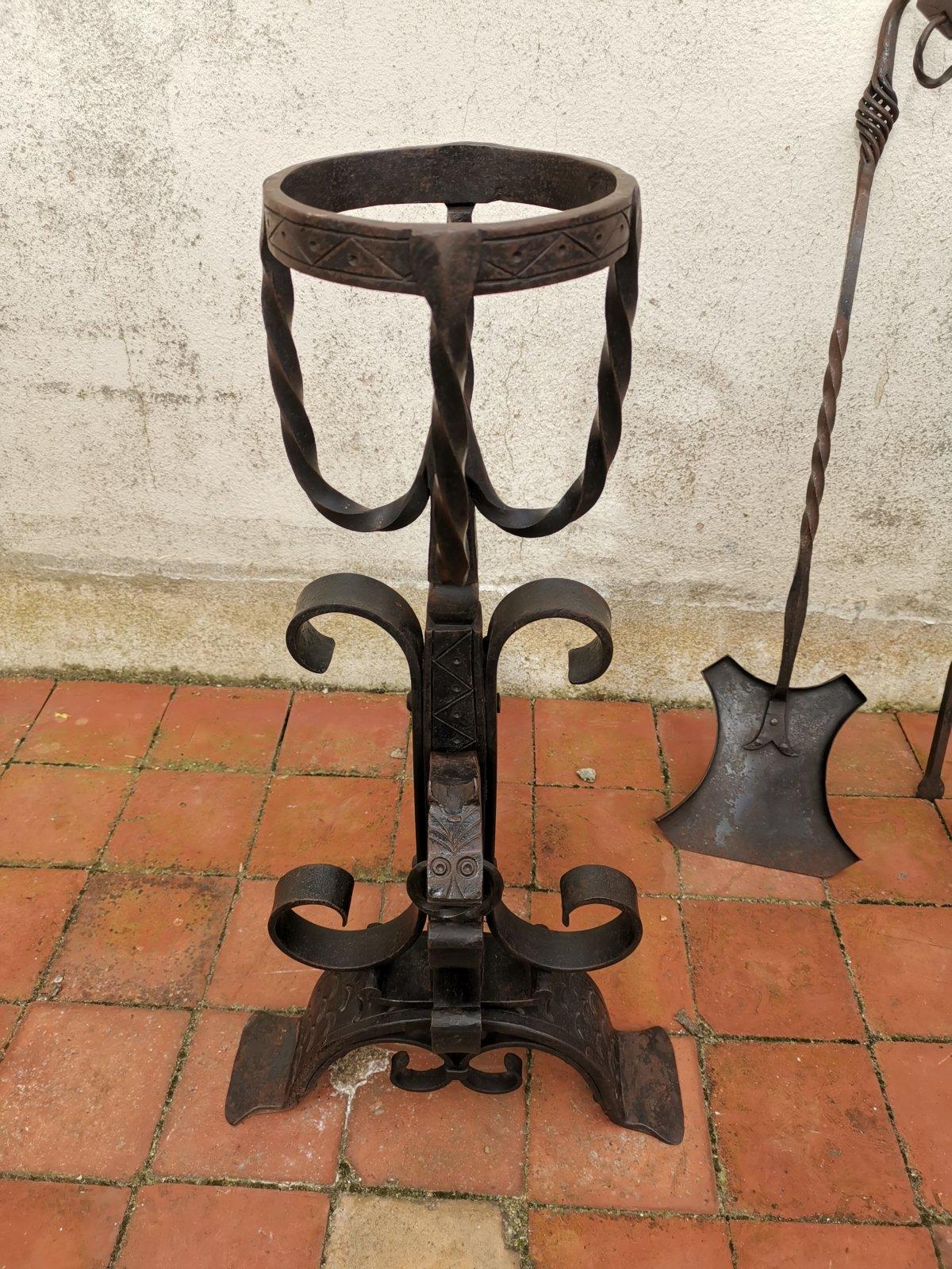 Roy Metalworker France, Hand Wrought Iron Fire Dogs & Matching Fire Tools, Set. For Sale 4