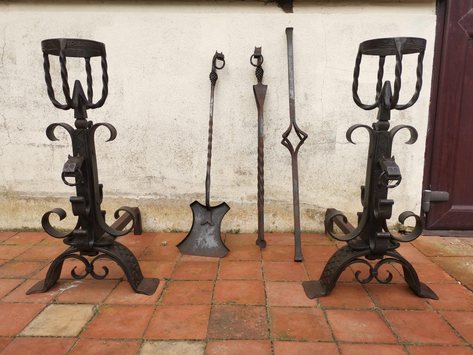 Roy Metalworker France, Hand Wrought Iron Fire Dogs & Matching Fire Tools, Set. In Good Condition For Sale In London, GB