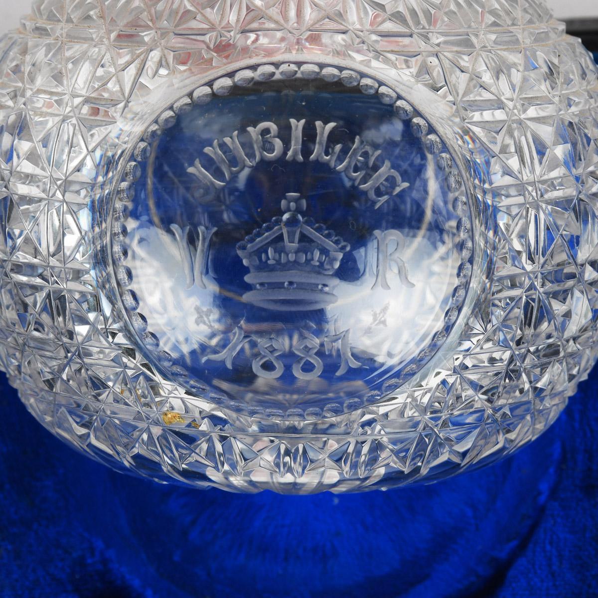 19th Century A Royal Commemorative Cut Crystal Glass 1887 Golden Jubilee Scent Bottle For Sale