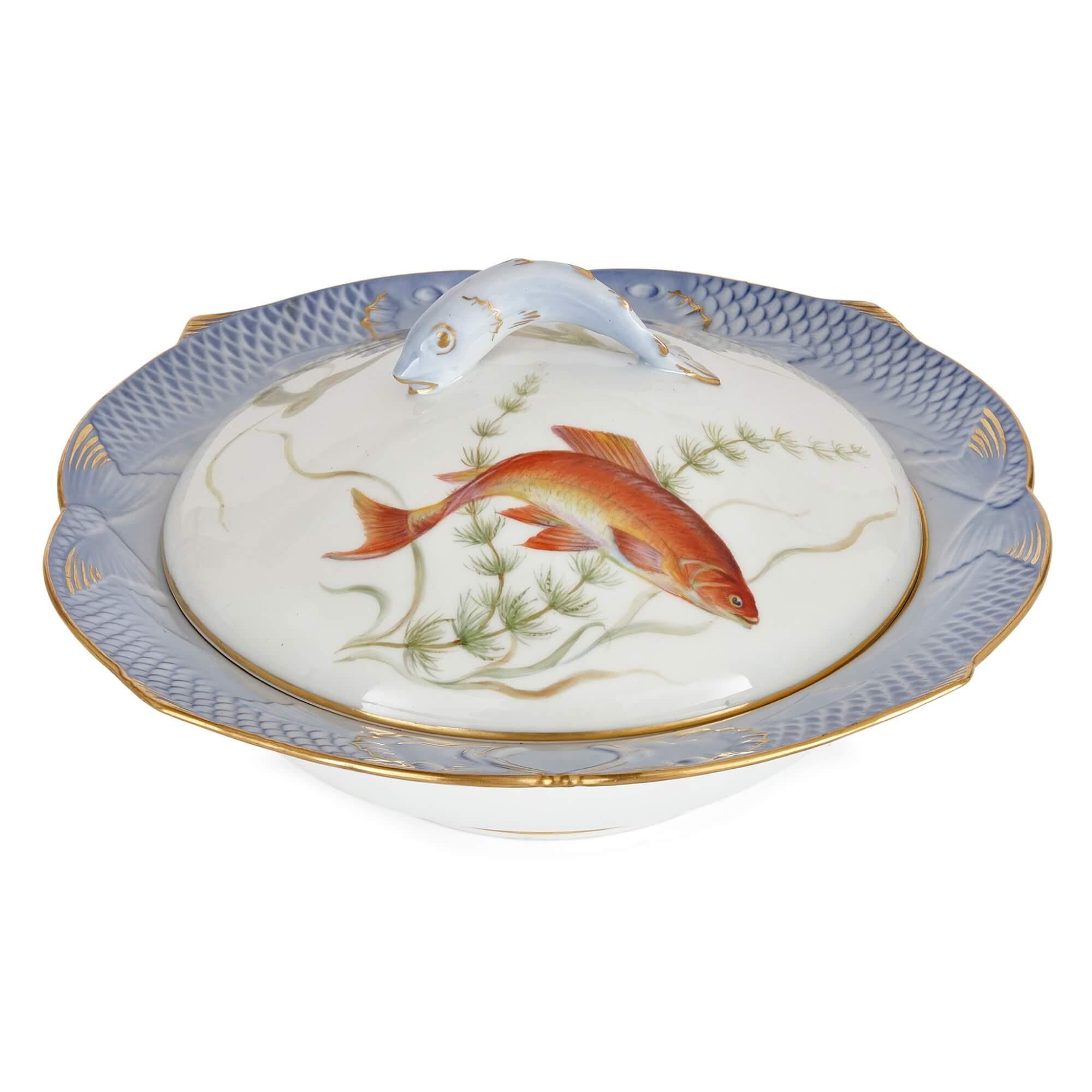 Danish Royal Copenhagen Ichthyological Porcelain Part Dinner 'Fish-Service' For Sale