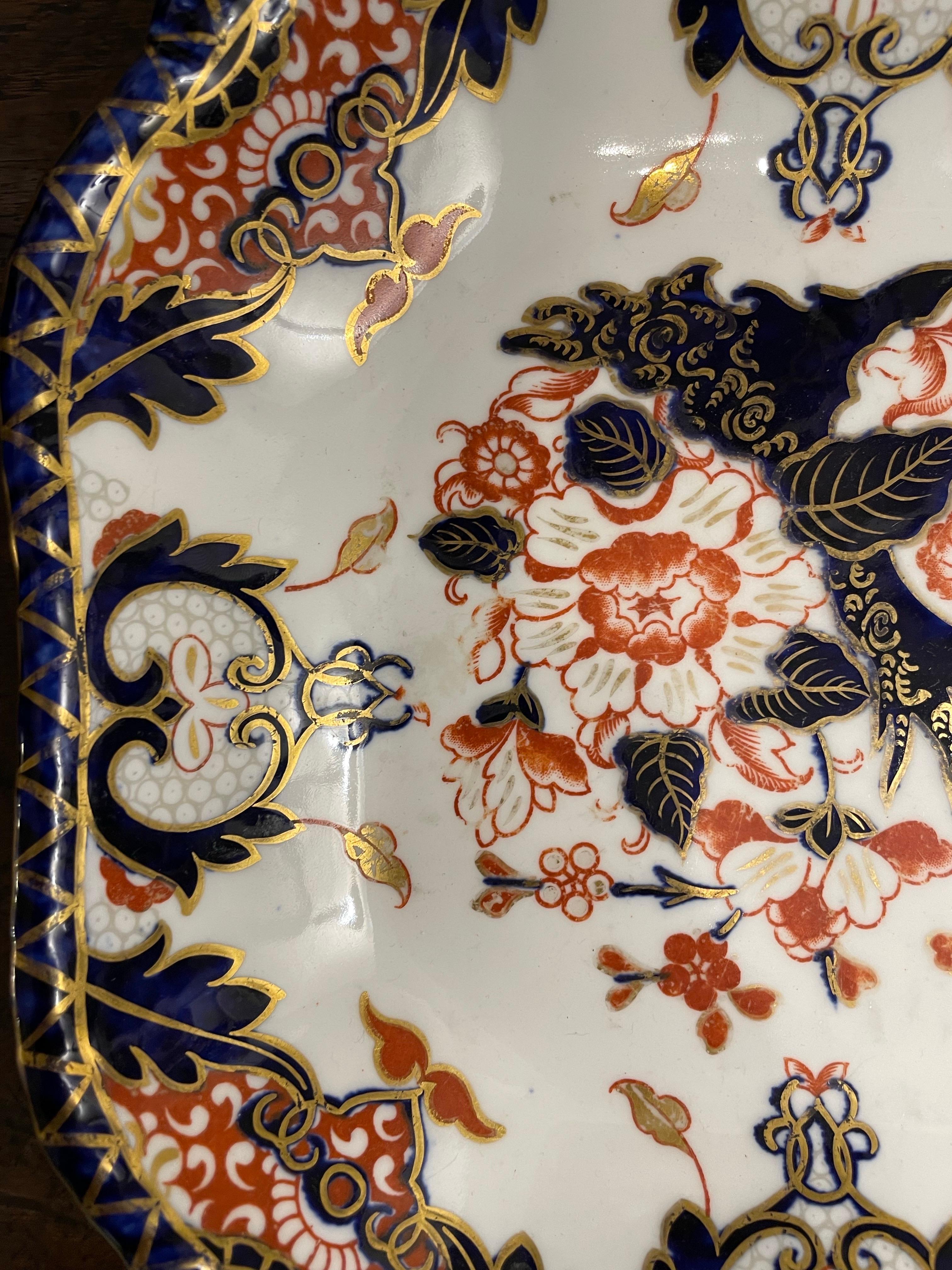 A Royal Crown Derby Square Imari ‘383’ Dish, 19th Century

Provenance:  
Private Australian Collection.

Description:
The chamfered square dish applied with the ‘383’ design, otherwise known as the ‘Kings’ or ‘Old Japan’ pattern, the gilt-rope