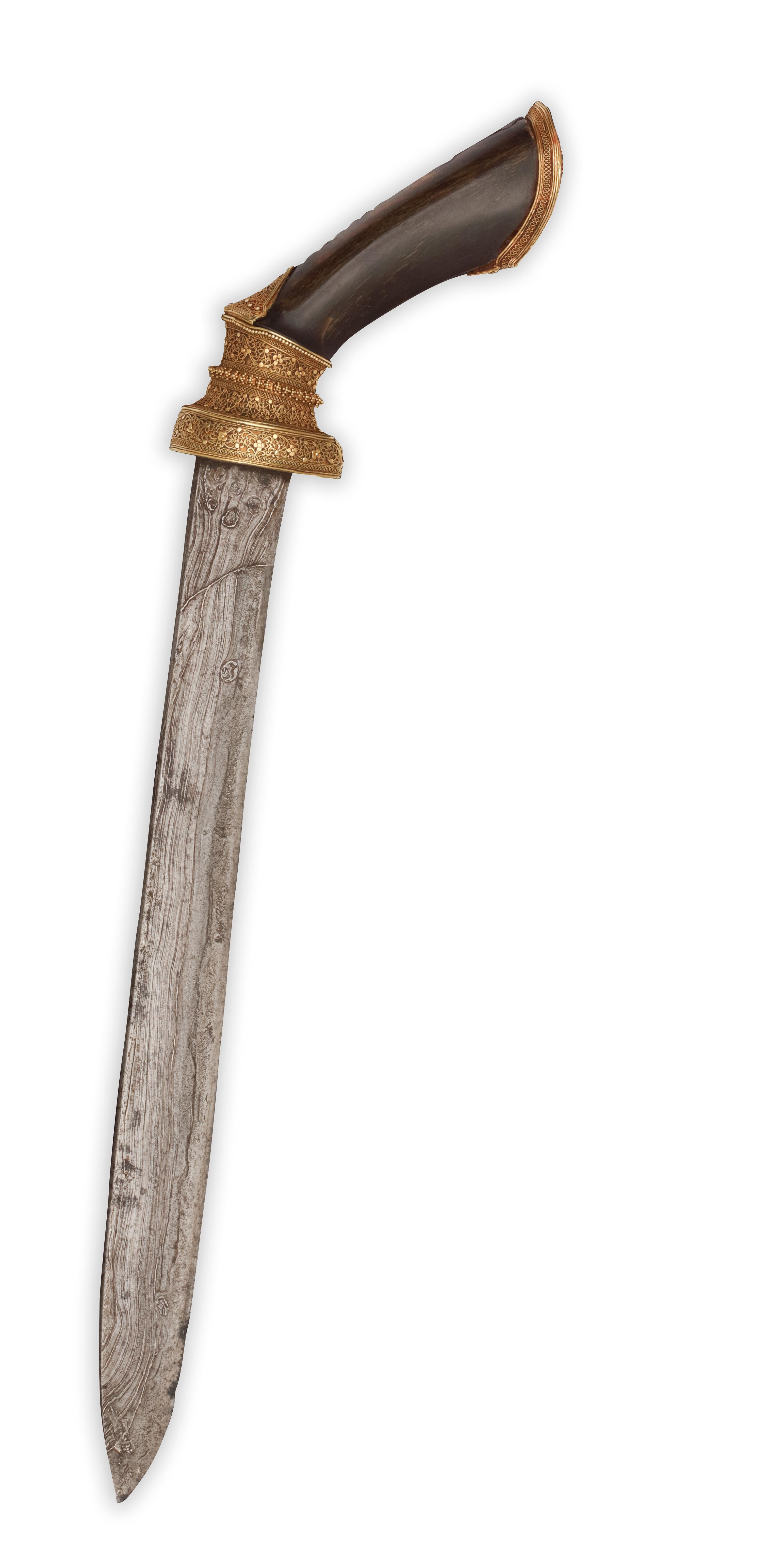 Royal Indonesian Buginese Gold and Buffalo Horn Badek Dagger For Sale 1