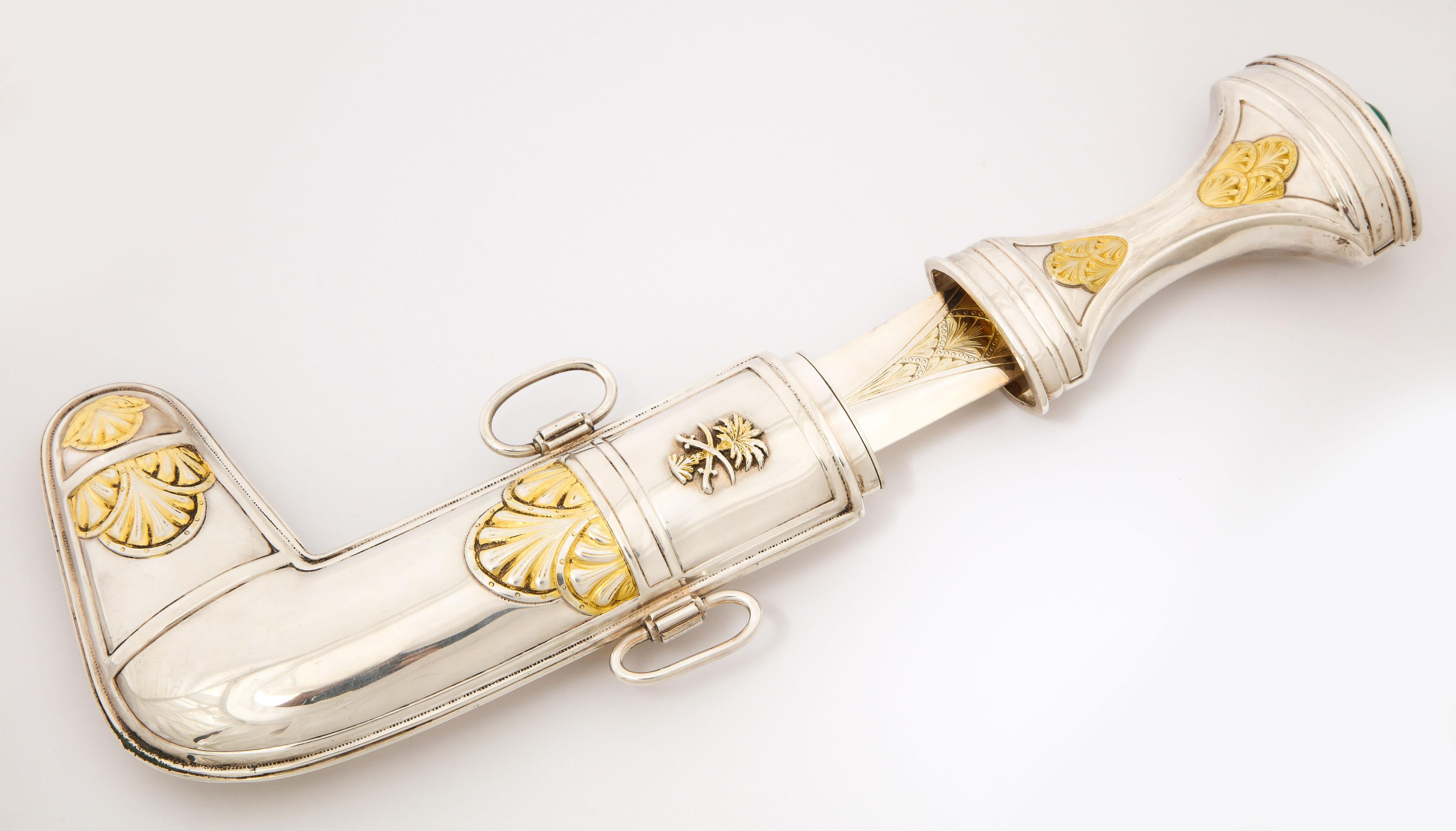 A Royal Saudi Arabian Islamic silver and silver-gilt Jambiya Khanjar Dagger with Malachite, circa 1970.

This was made in Saudi Arabia by local master silversmiths and jewelers and was used to be given as a traditional gift by the Royal