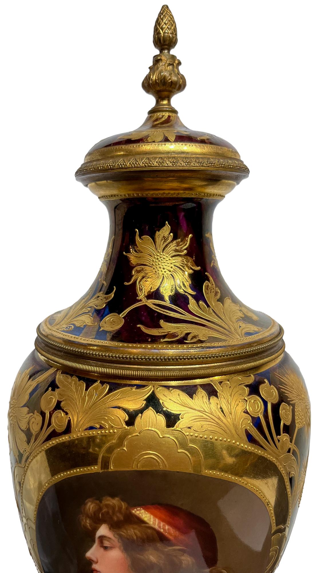 royal vienna porcelain vase
