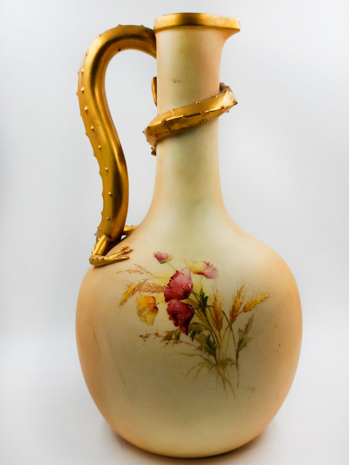 English A Royal Worcester 1870s Blush Ivory Lizard Jug, Of Bulbous For Sale