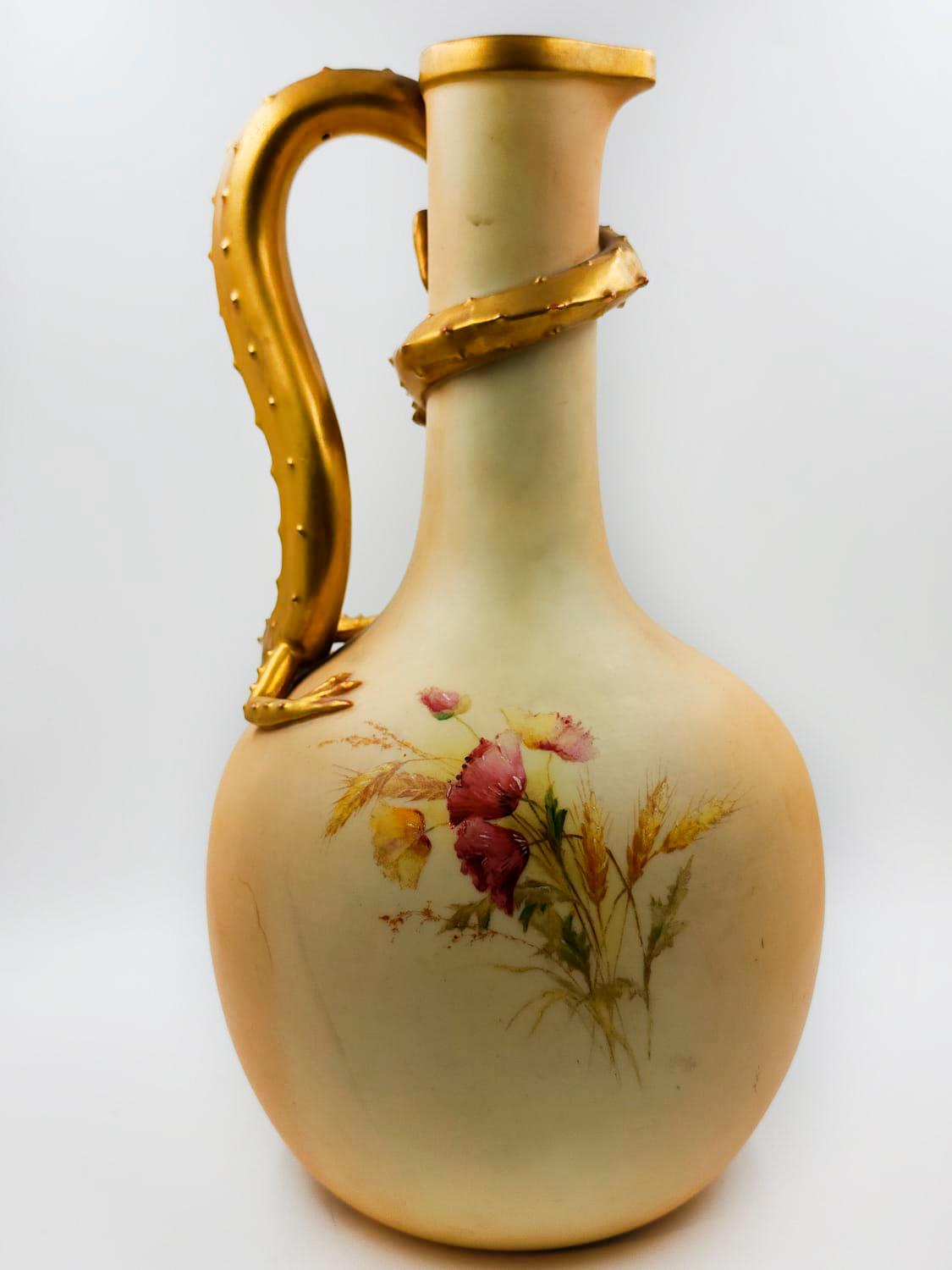 Porcelaine Cruche à lézard en ivoire blush de Royal Worcester des années 1870, en forme de bulbe. en vente
