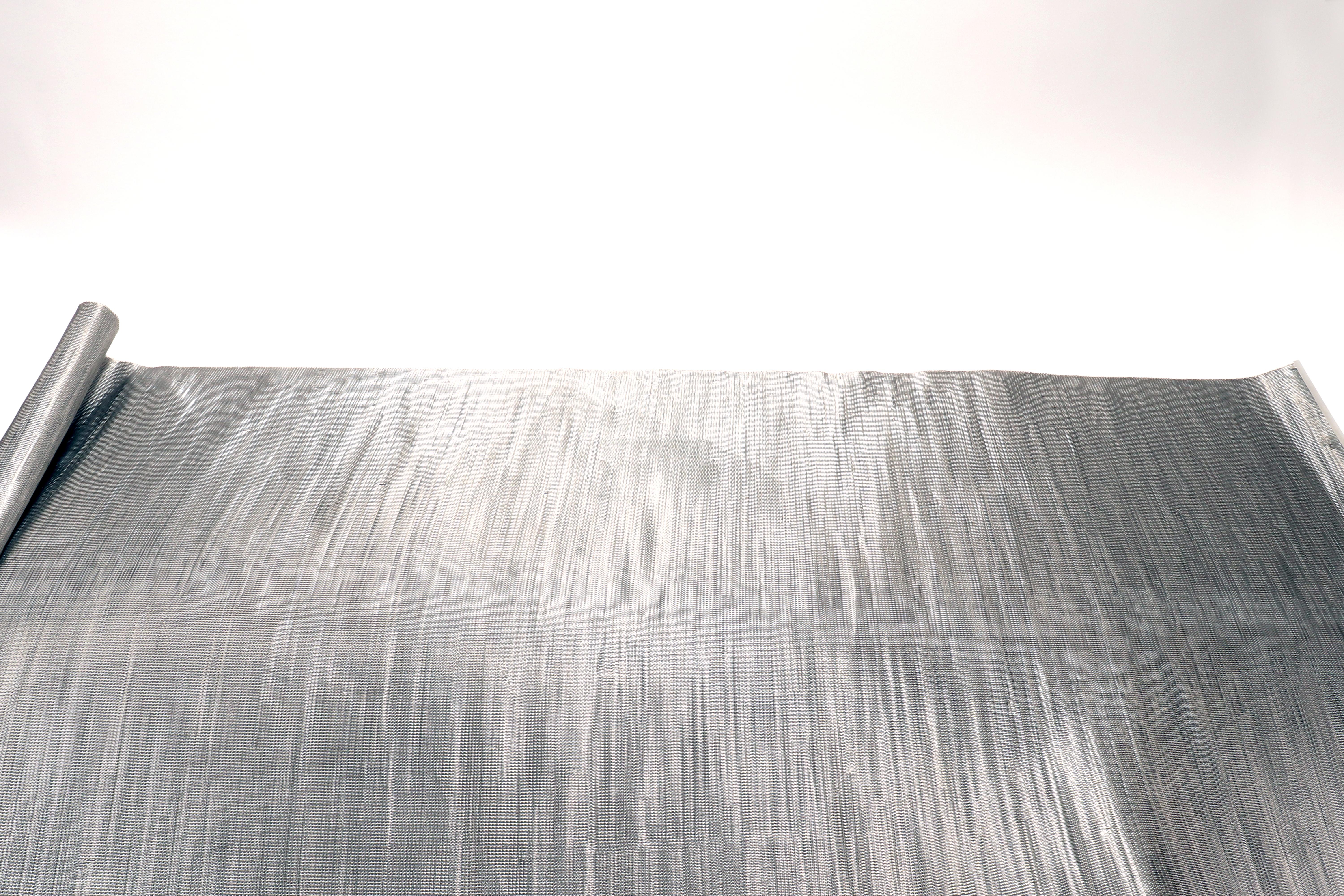 Americano Tappeto in filo d'acciaio intrecciato, proveniente da un nastro trasportatore, Stati Uniti, inizio XX secolo. in vendita