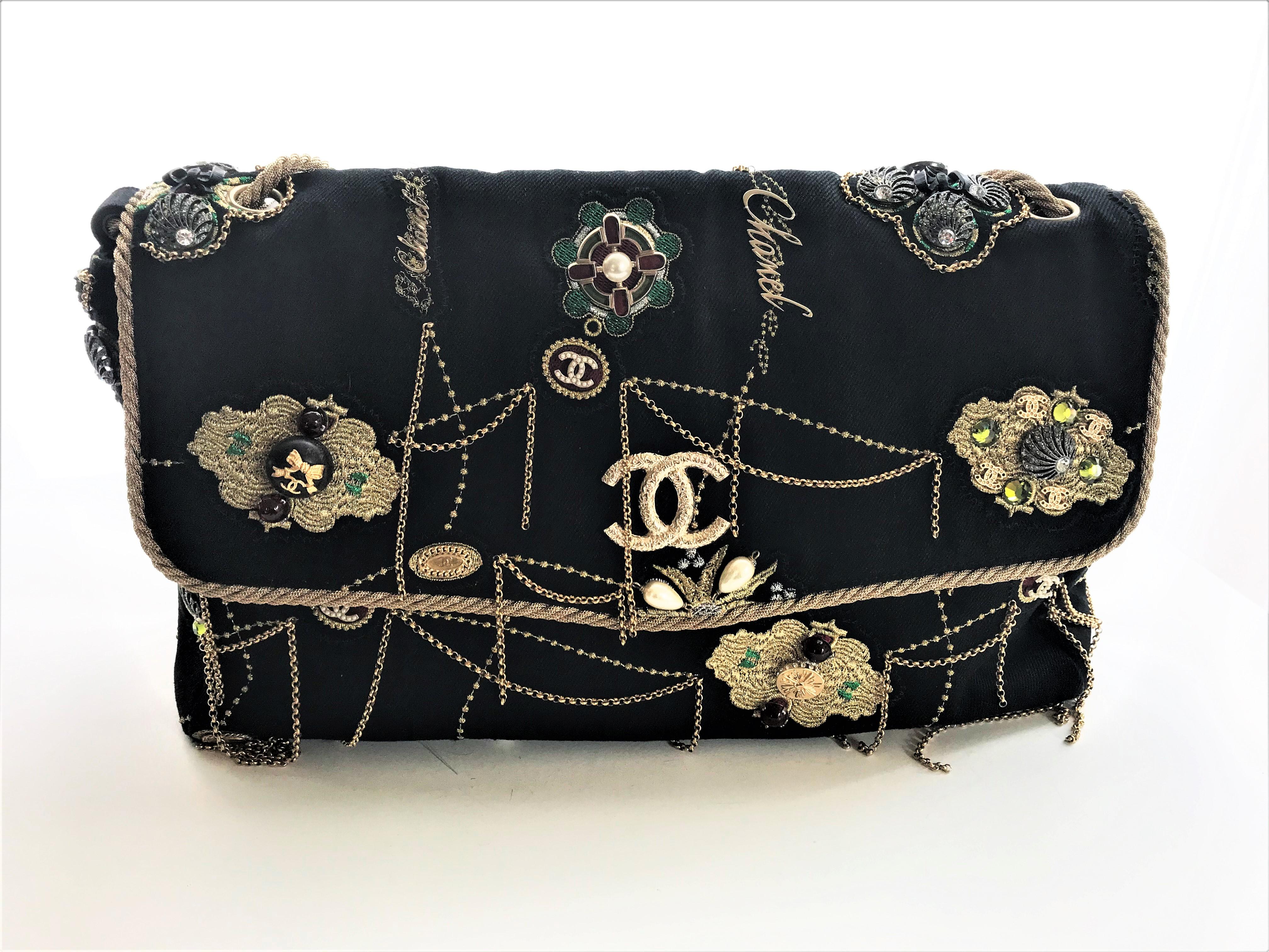 Women's A RUNWAY PROTOTYPE of a CHANEL Jumbo denim bag with CHANEL Icons 2007-2008A   For Sale